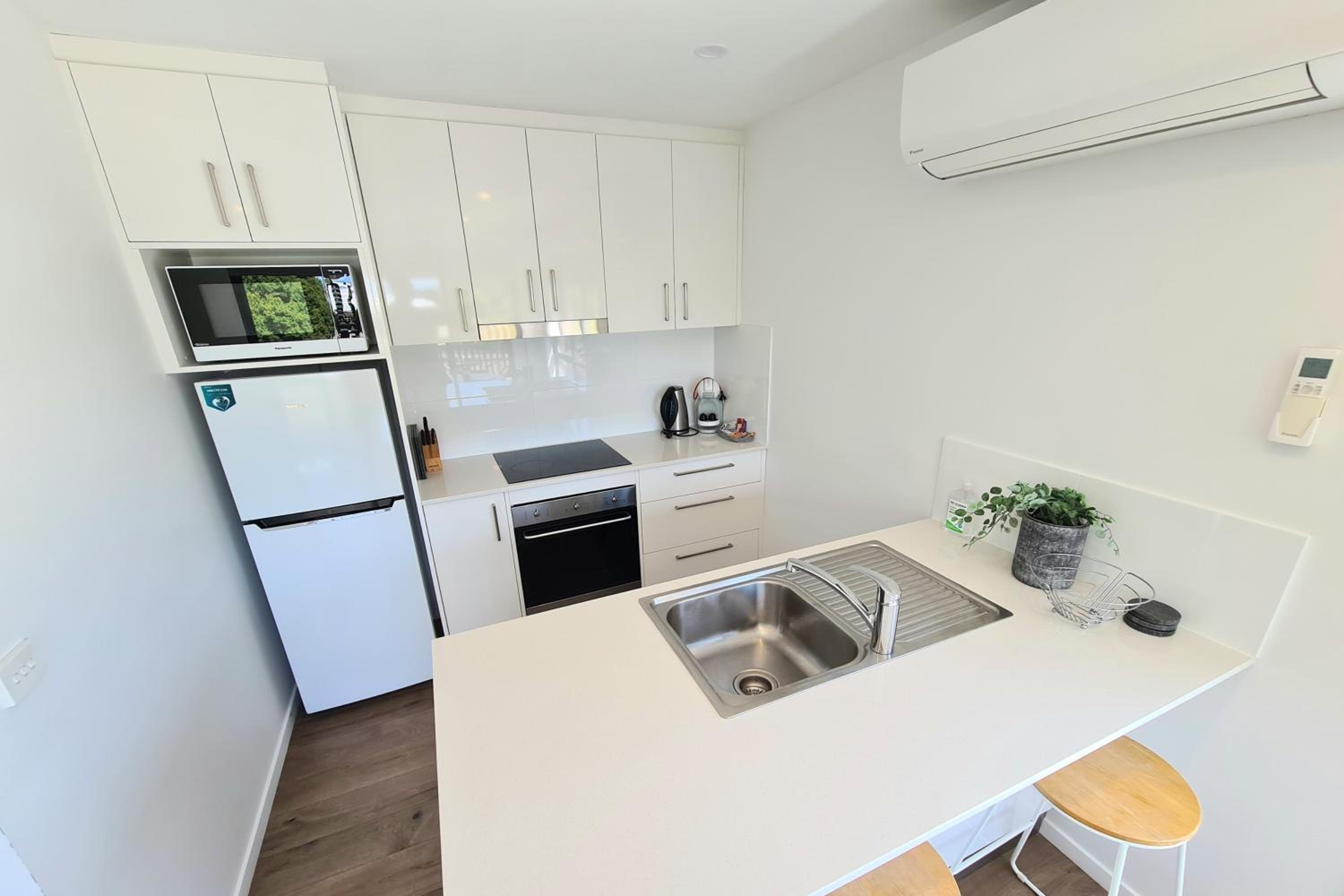 Two-Bedroom House photo 2