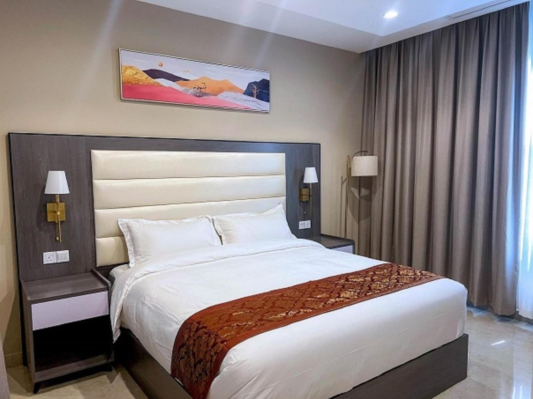 Standard King Room photo 2