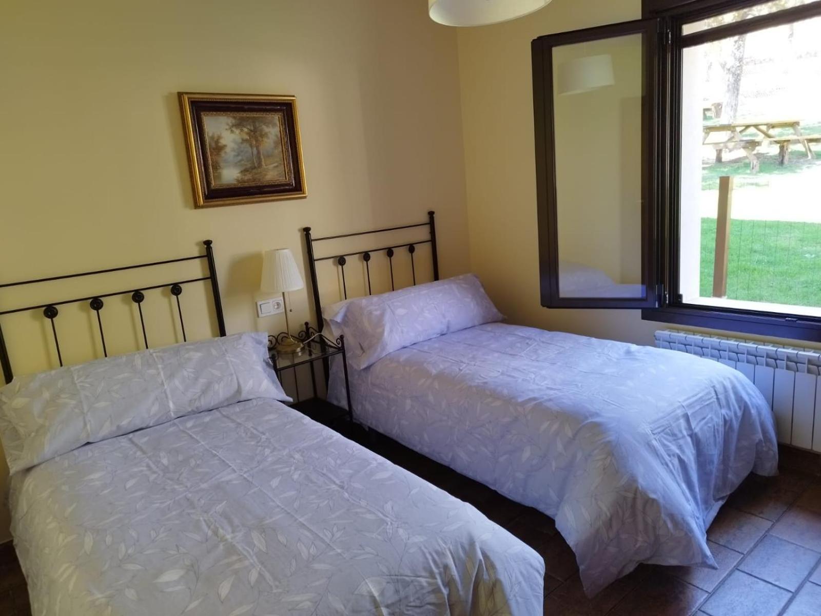 Apartamento con vista a la piscina