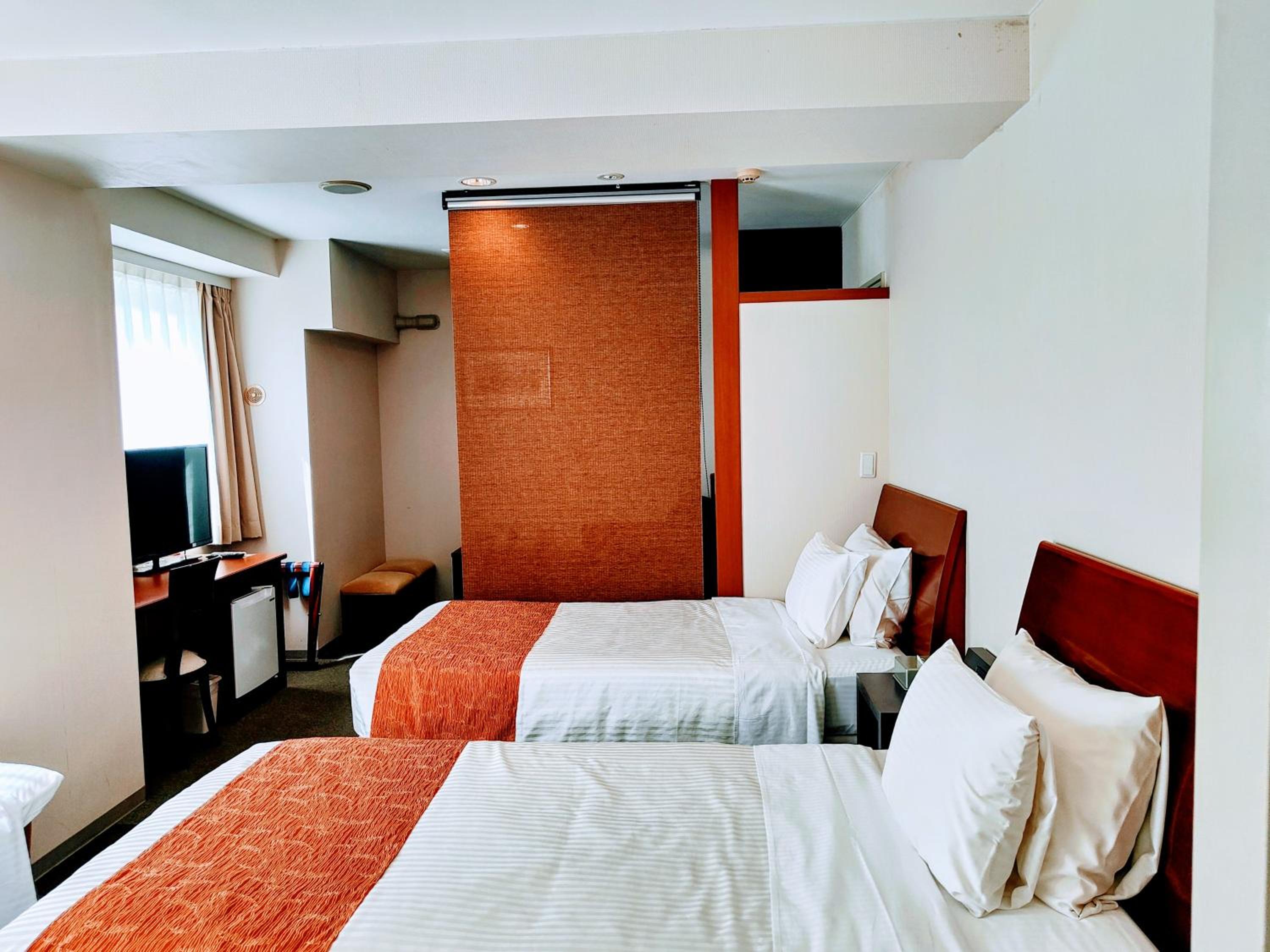 Superior Twin Room - Non-Smoking - Photo 2