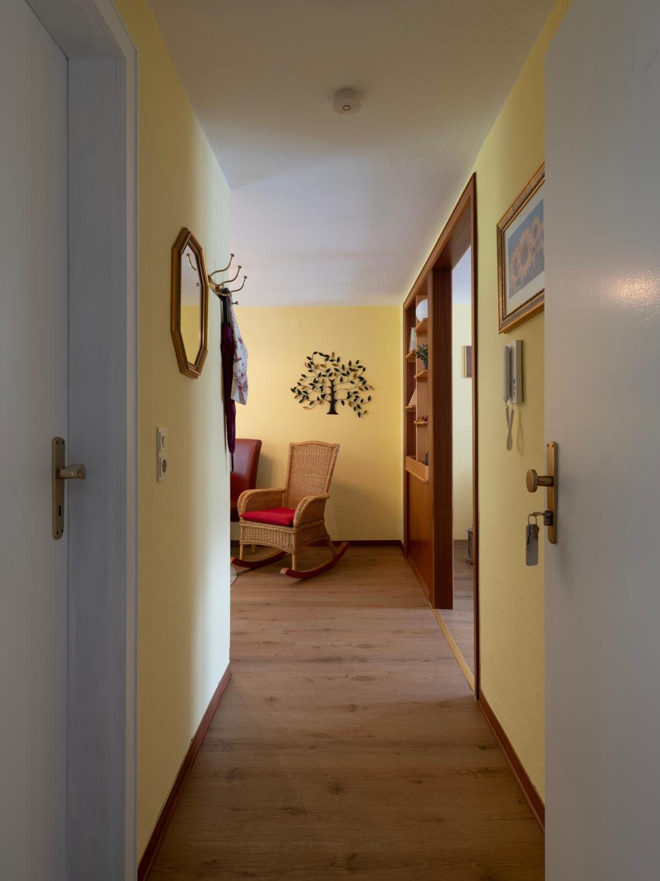 Apartment photo 2