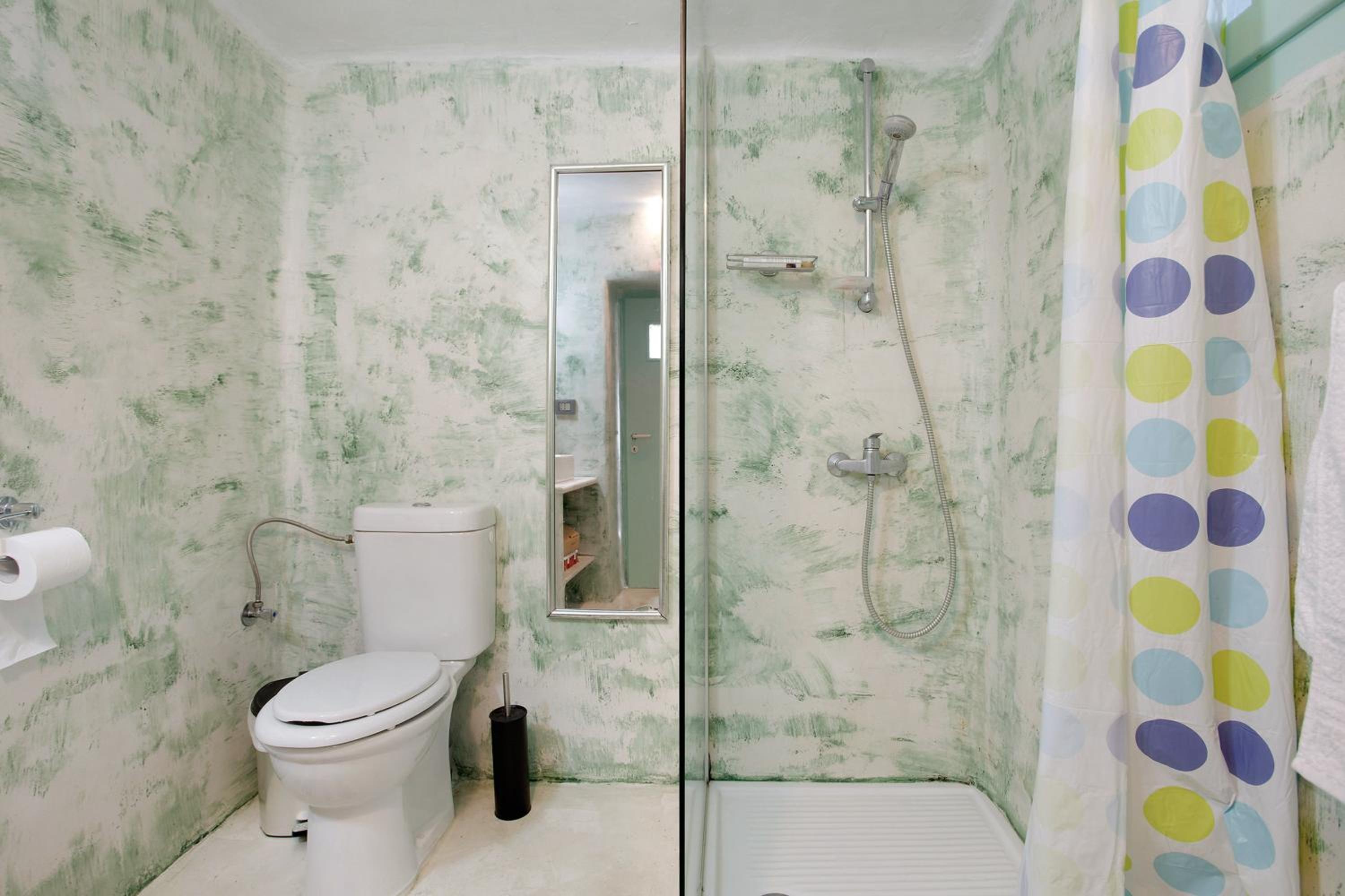 Two-Bedroom House photo 2