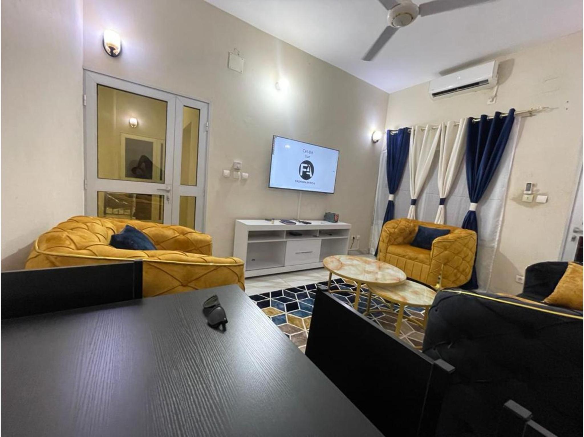 Apartment photo 1