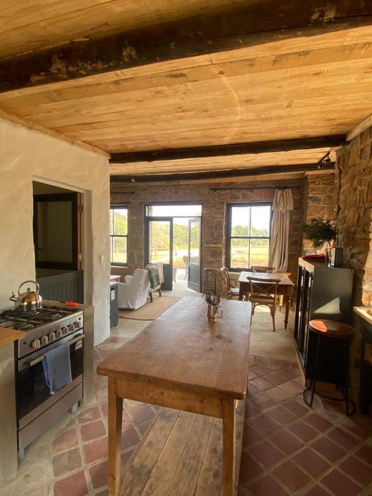 Two-Bedroom House - Photo 4