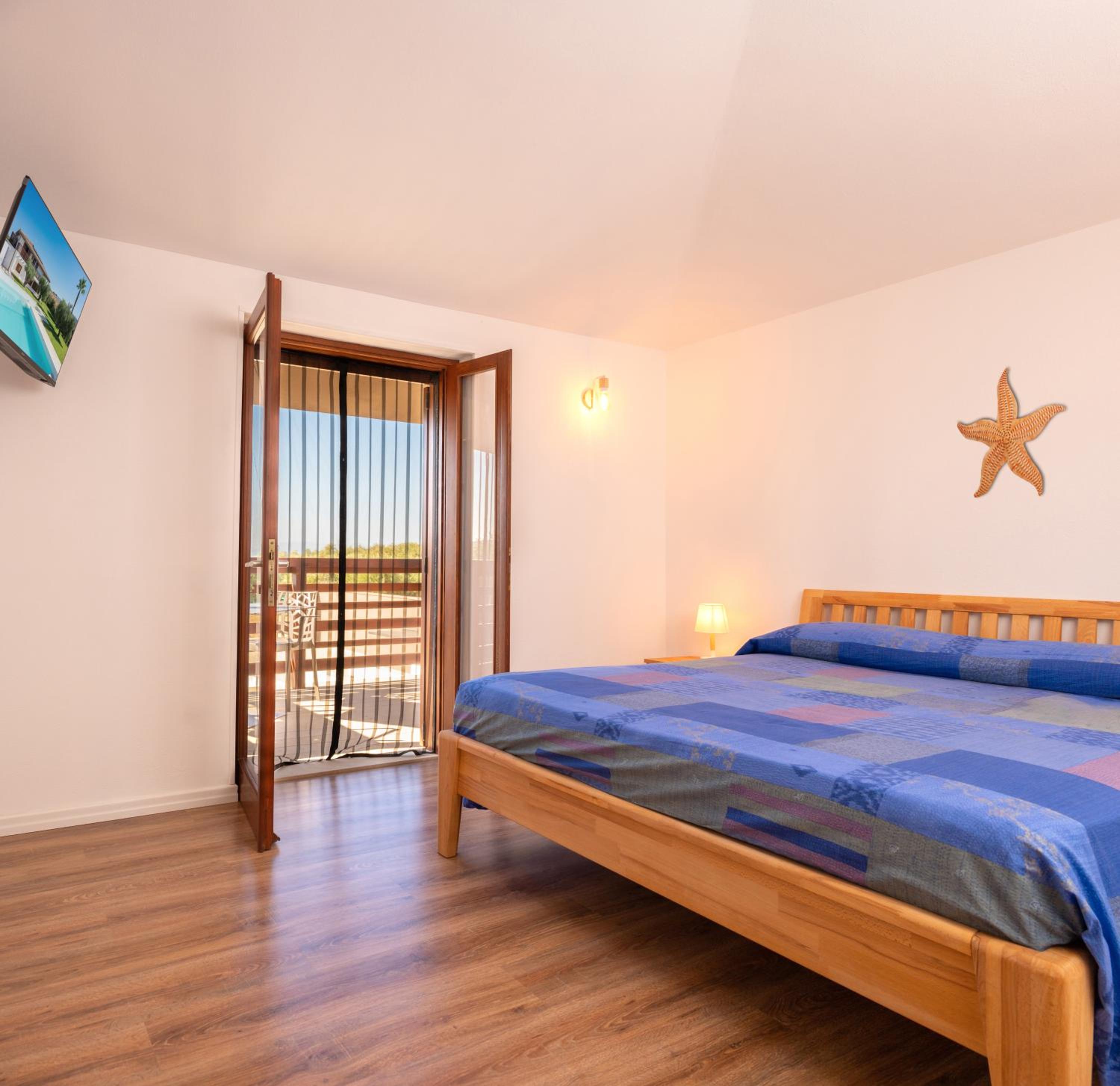 King Room with Balcony photo 3