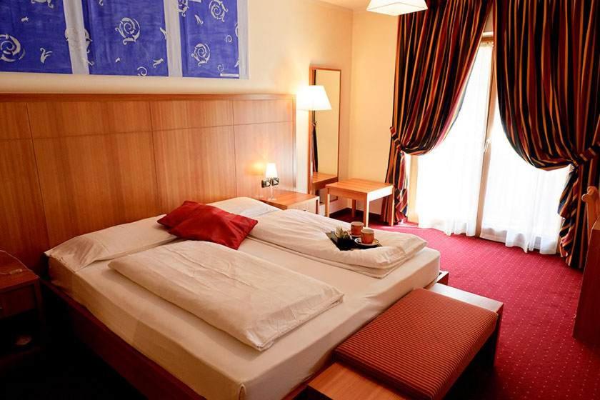 Suite With Spa Bath