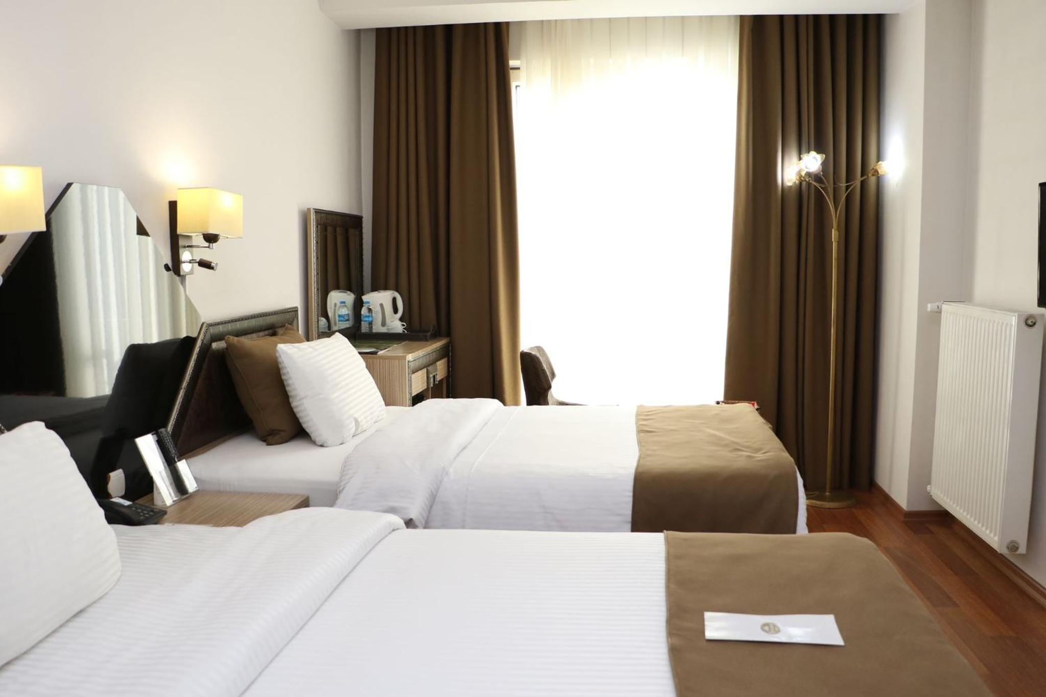 Double or Twin Room - Photo 26