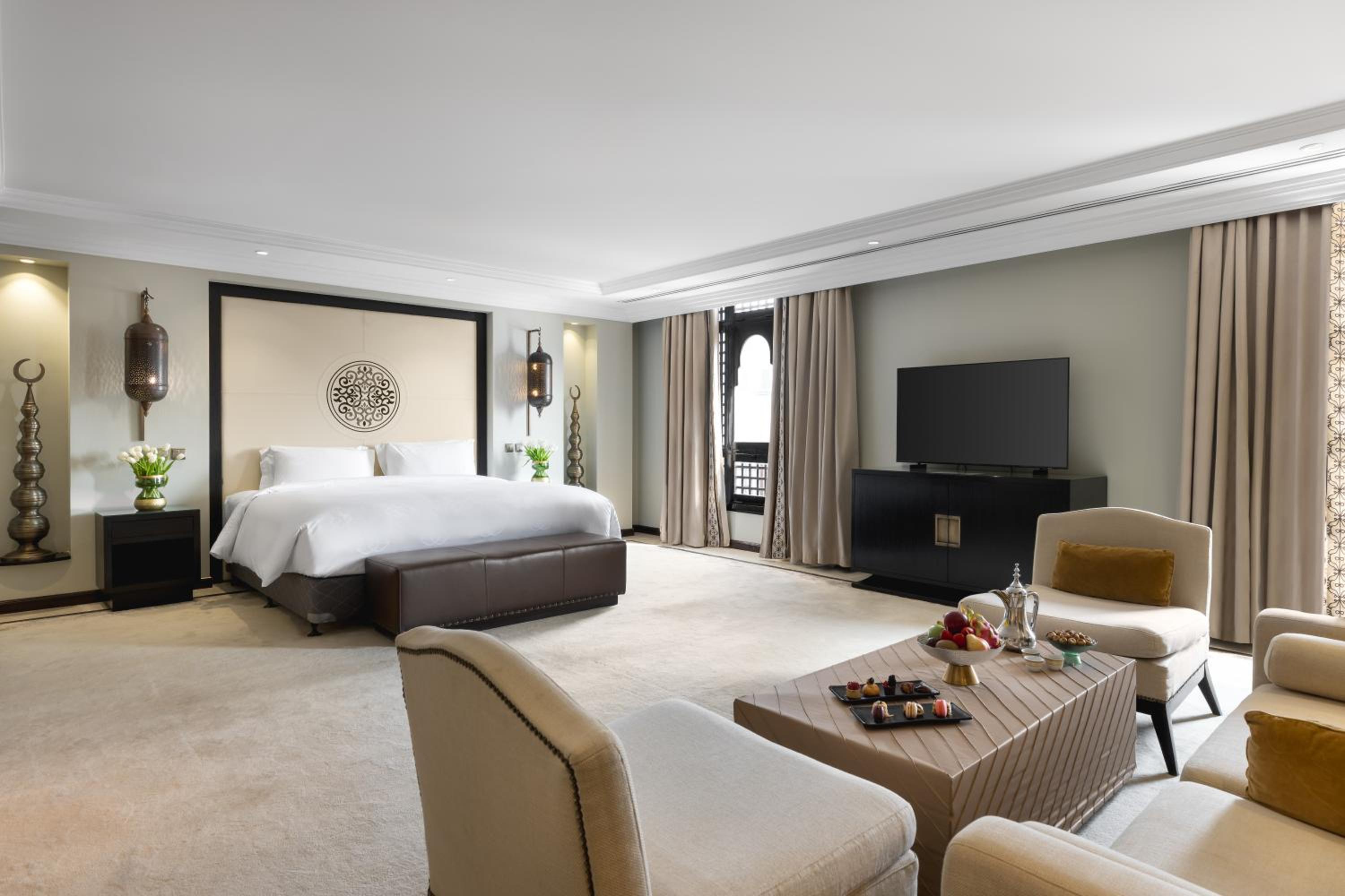 Imperial Suite with View photo 3