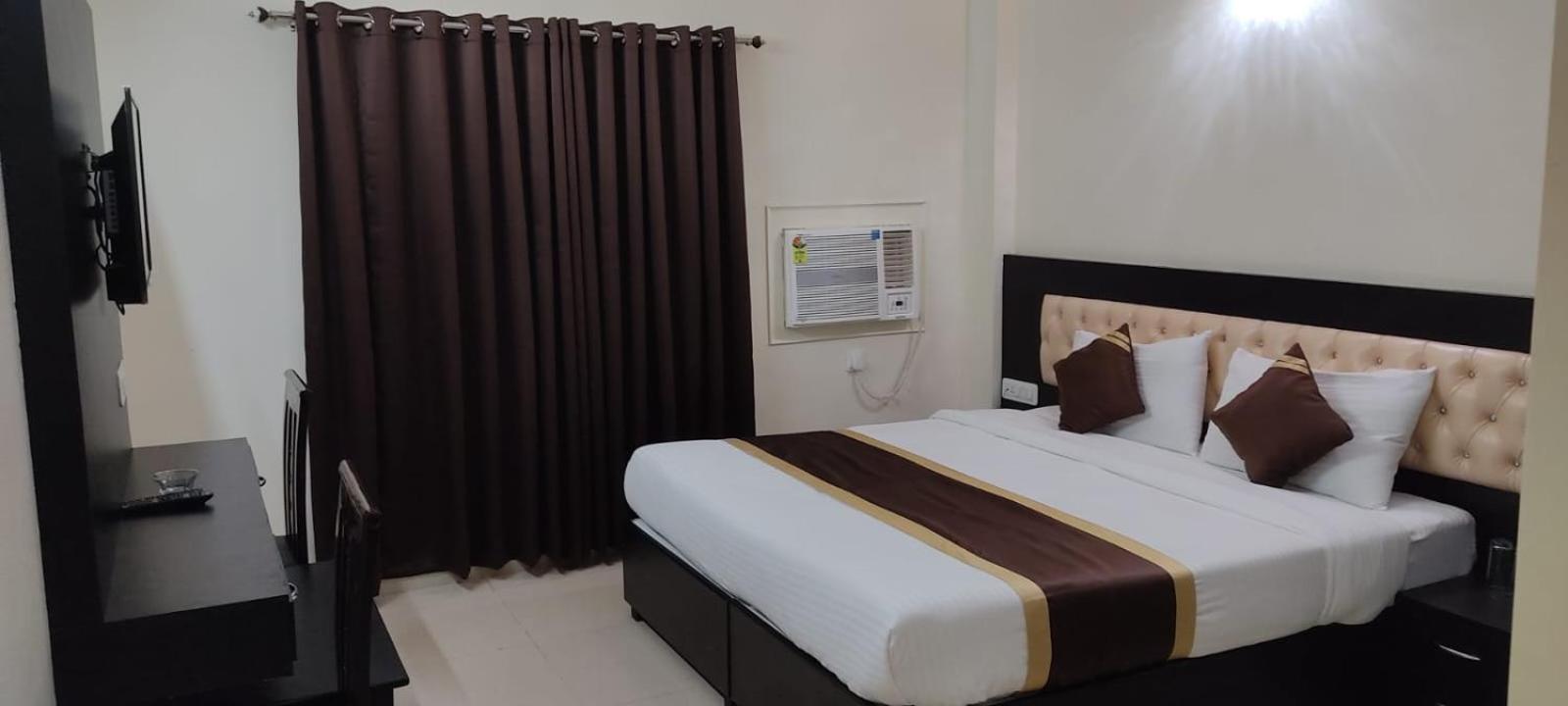 Deluxe Single Room