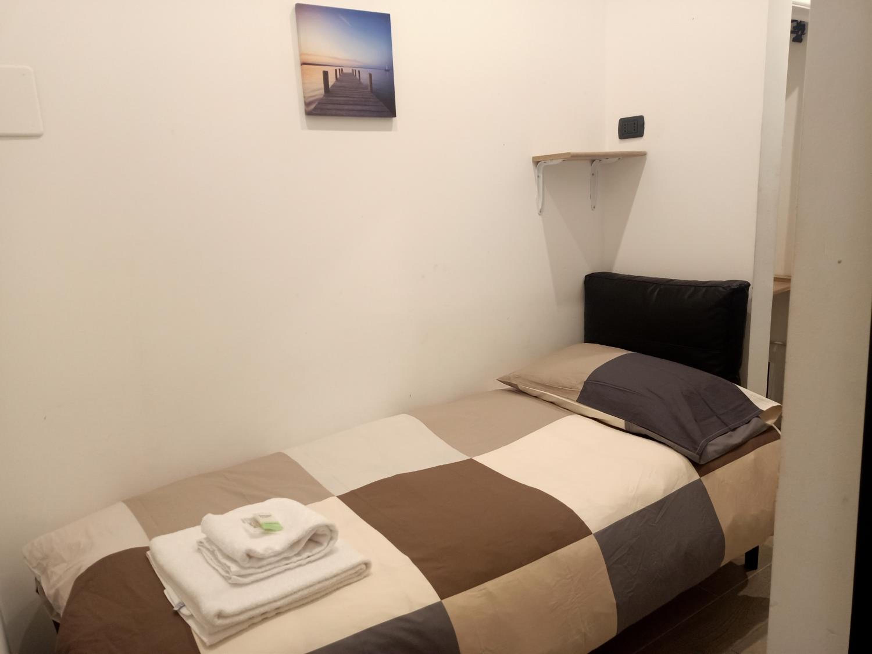 Small Twin Room