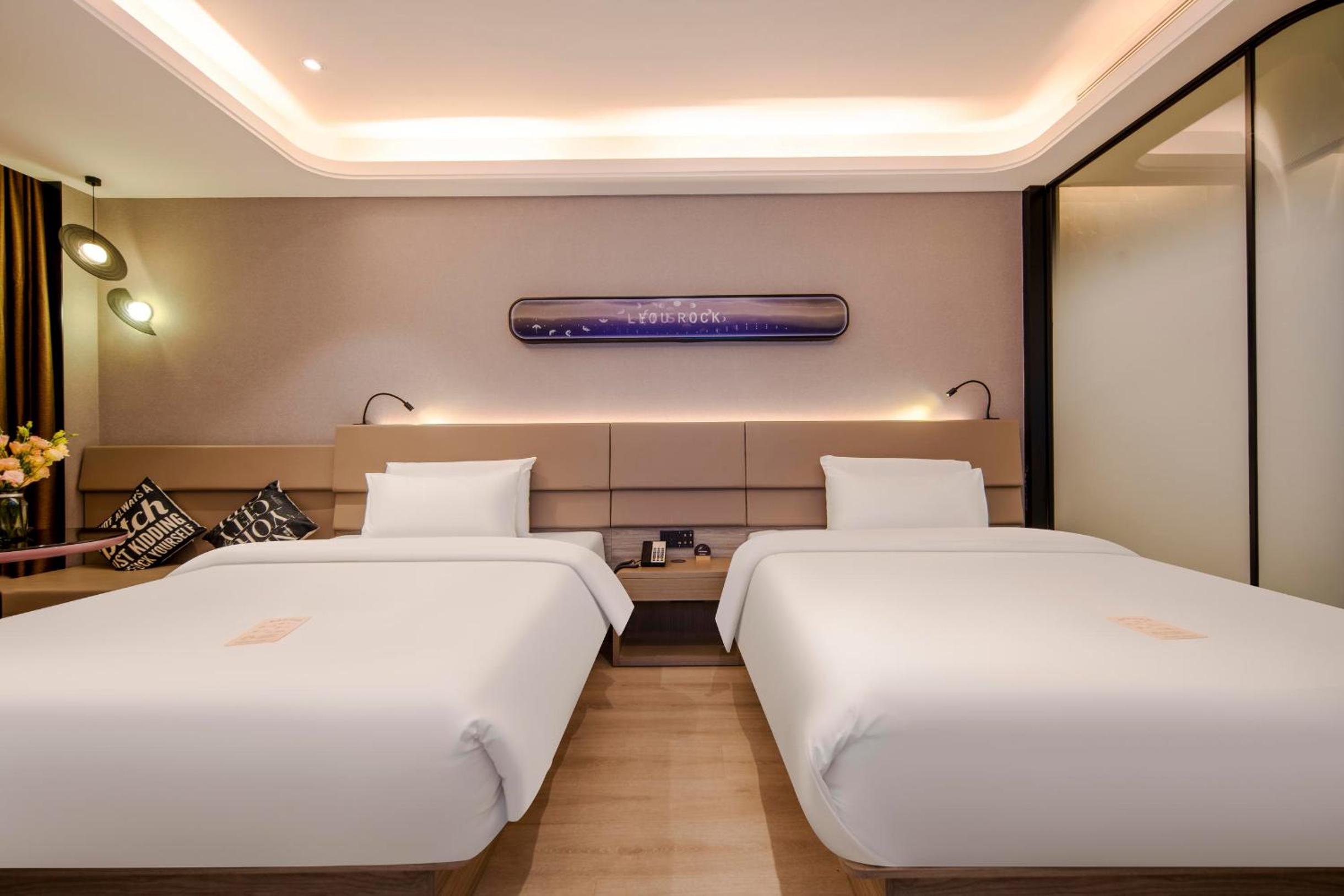 Deluxe Twin Room photo 1
