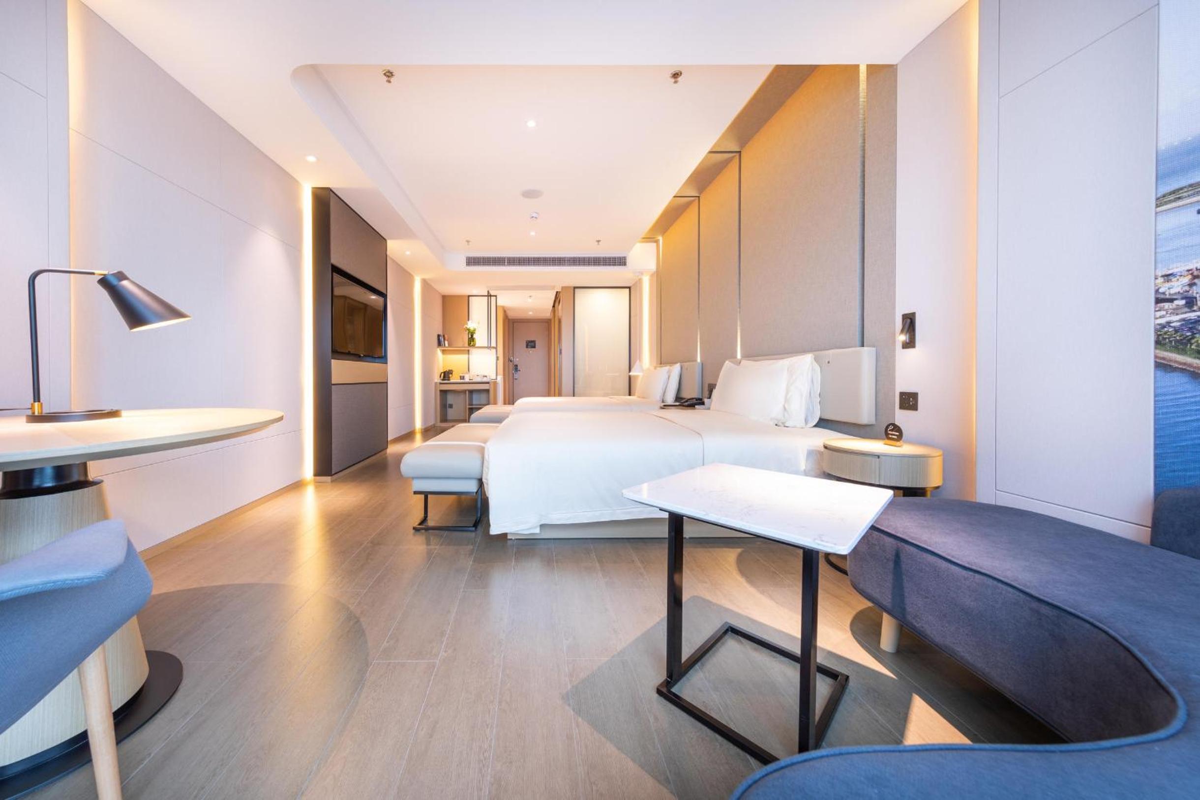 Jimu Twin Room with View