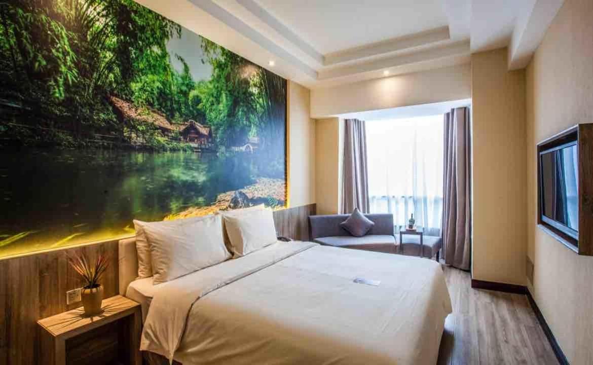 Executive Suite