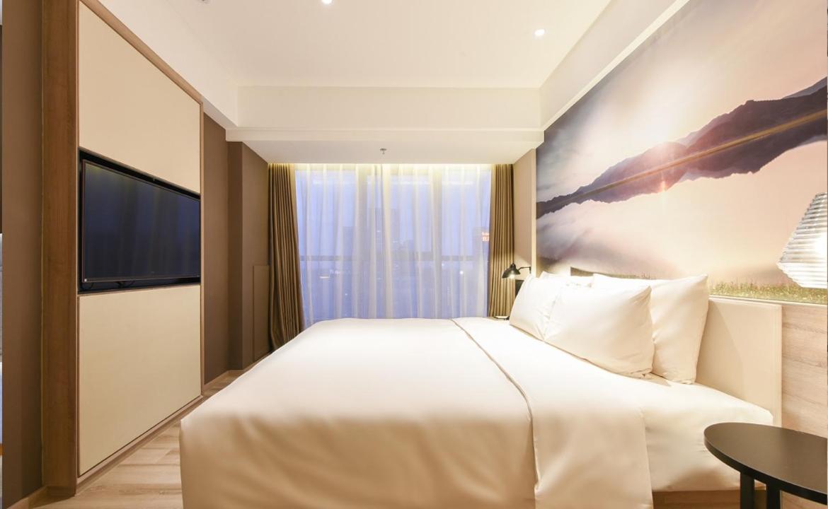 Superior Suite with View