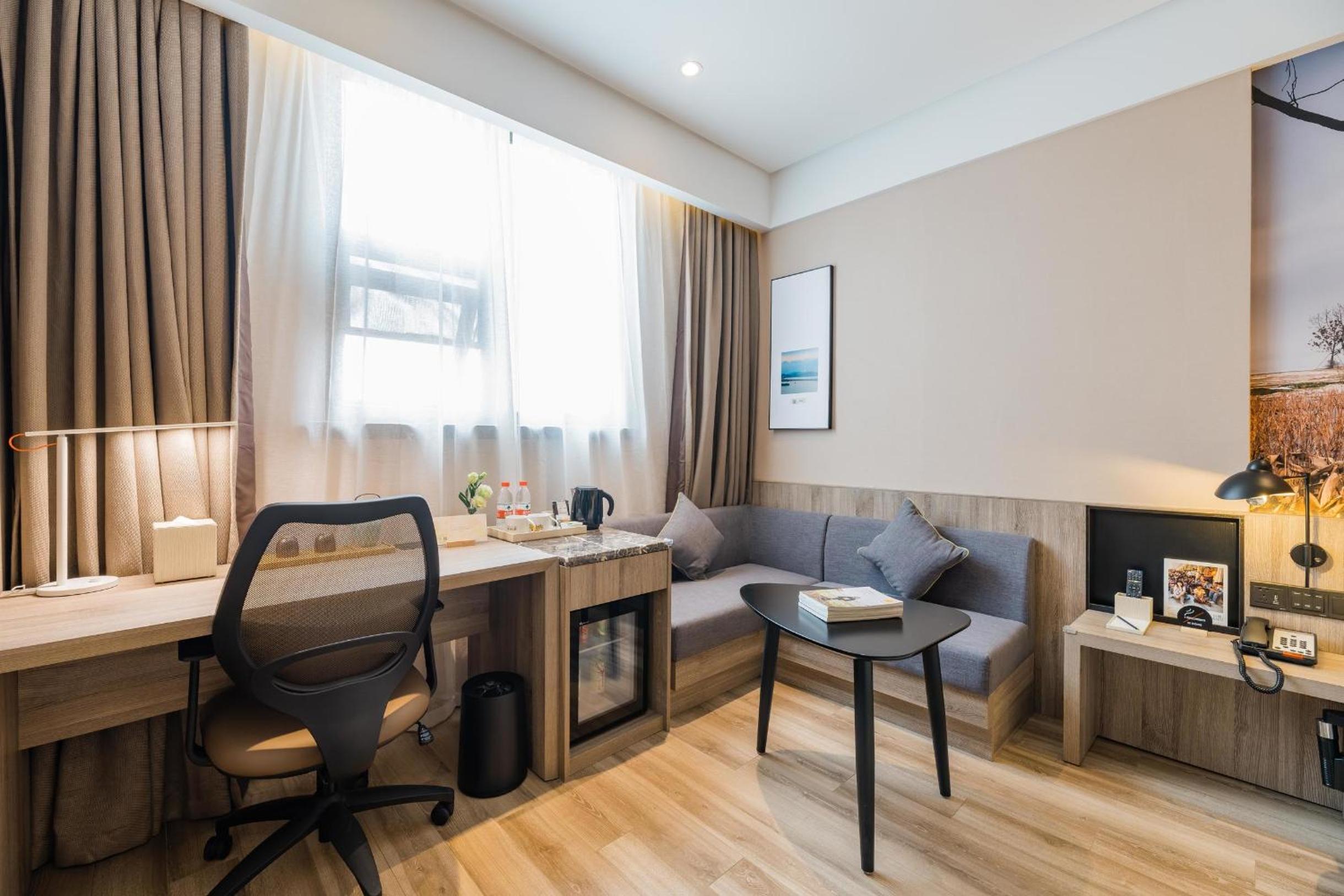 Jimu Double Room