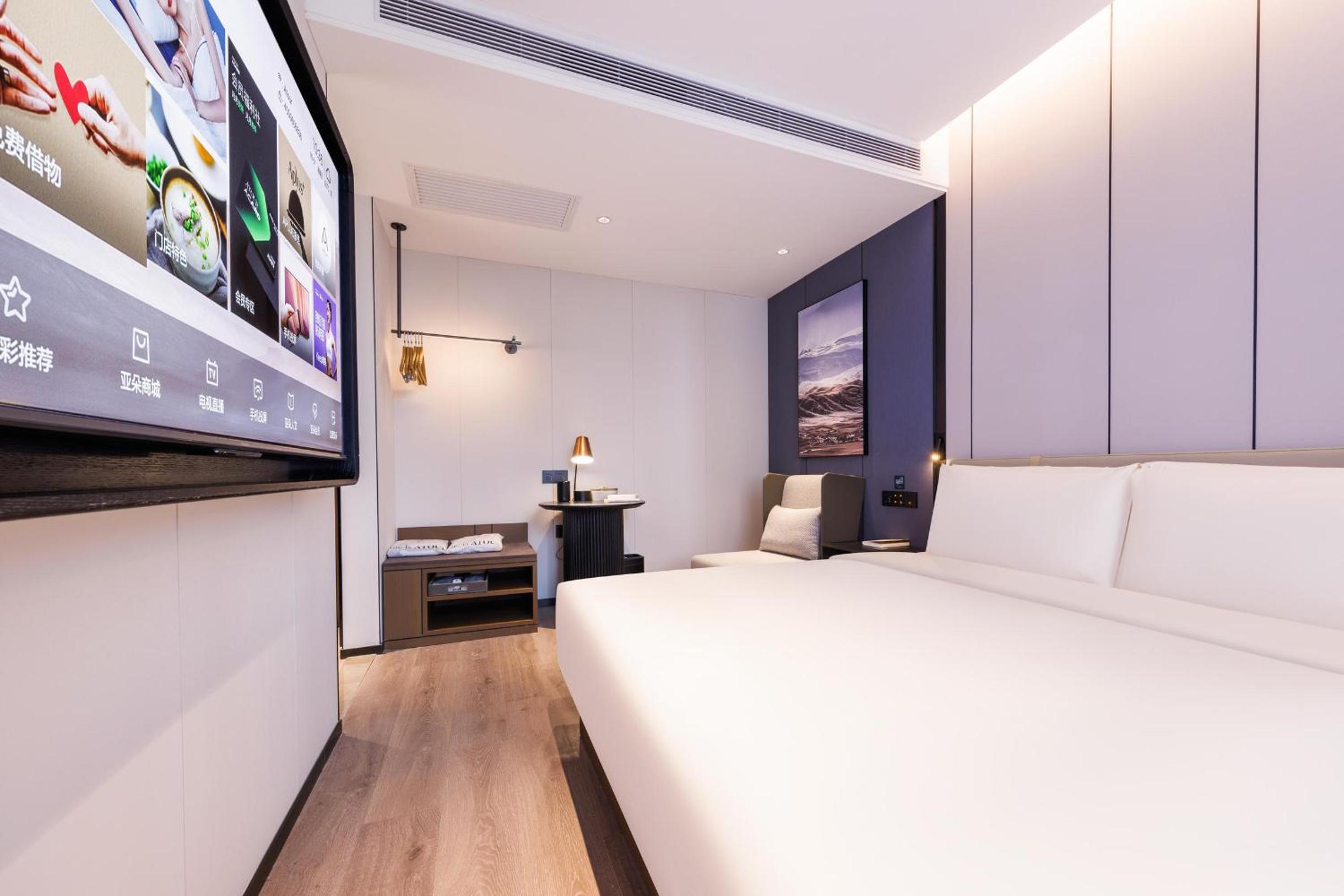 Superior Double Room with Inner Window