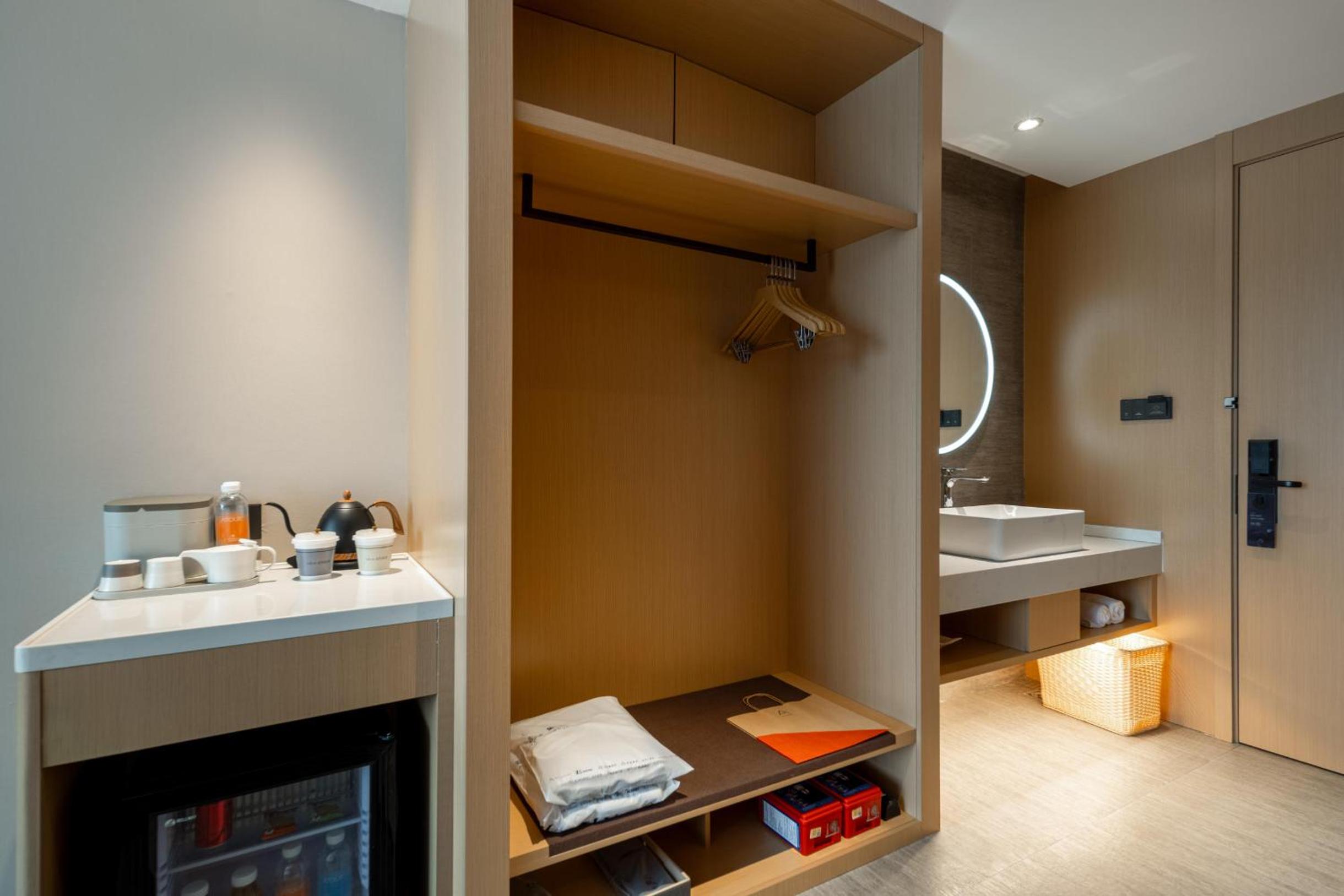 Jimu Twin Room