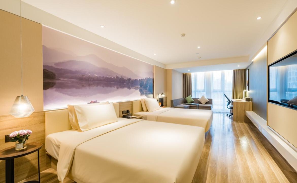 Deluxe Twin Room photo 2