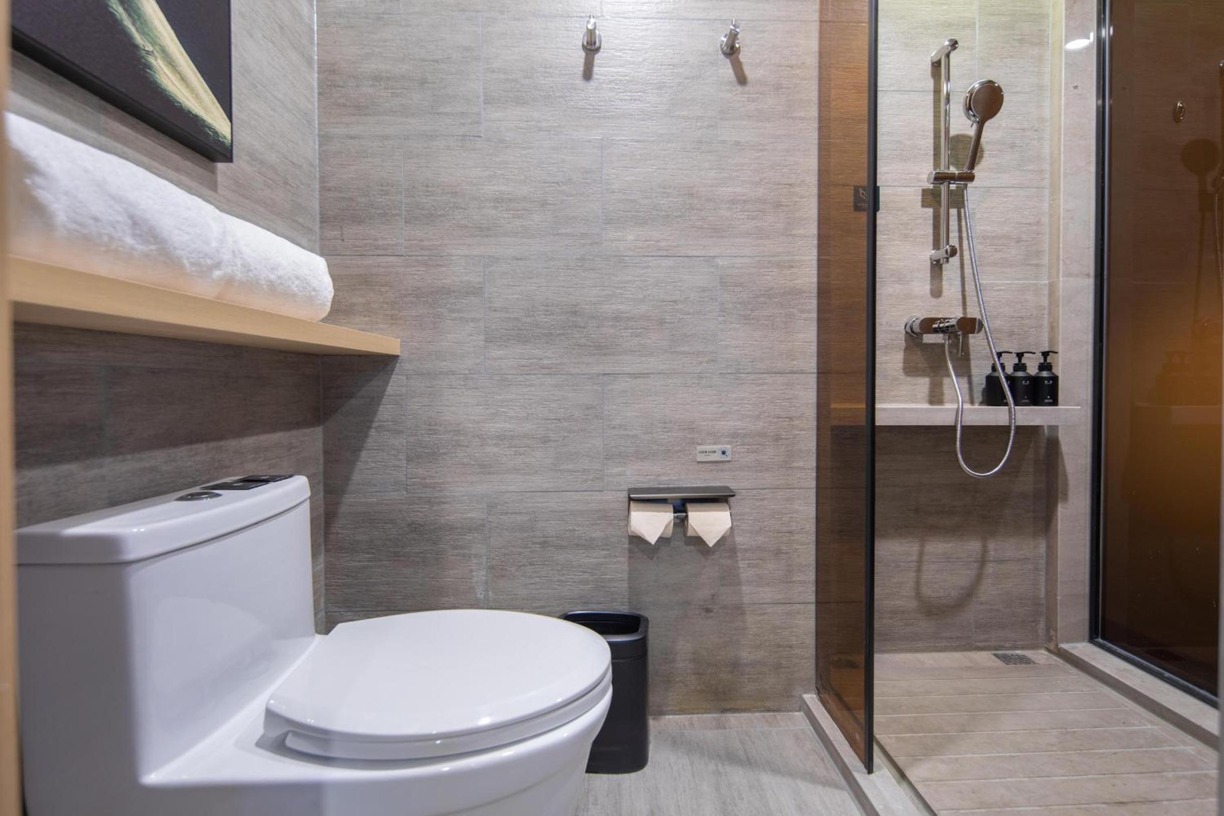 Superior Double Room with Inner Window photo 2