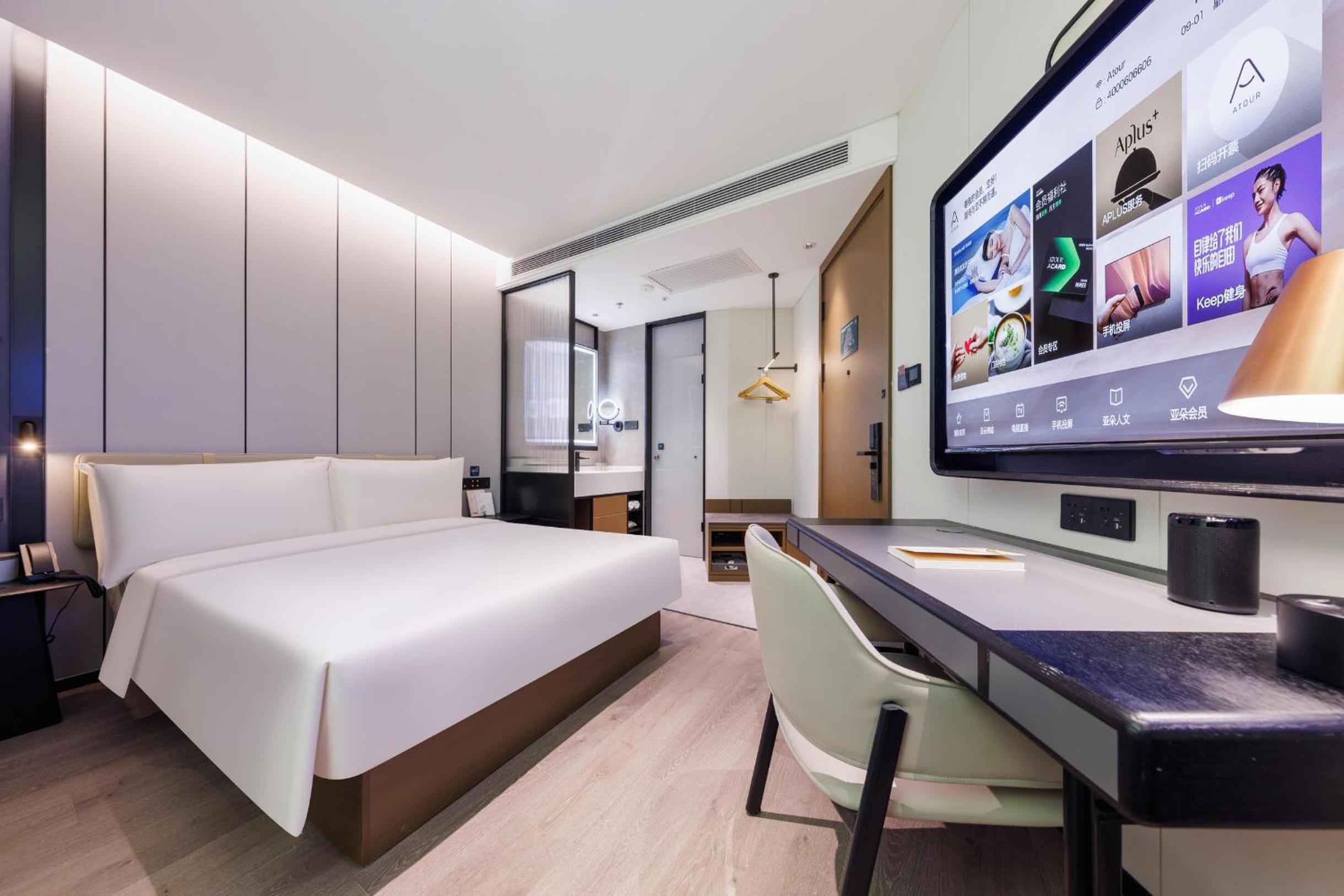 Elegant Double Room - No Window