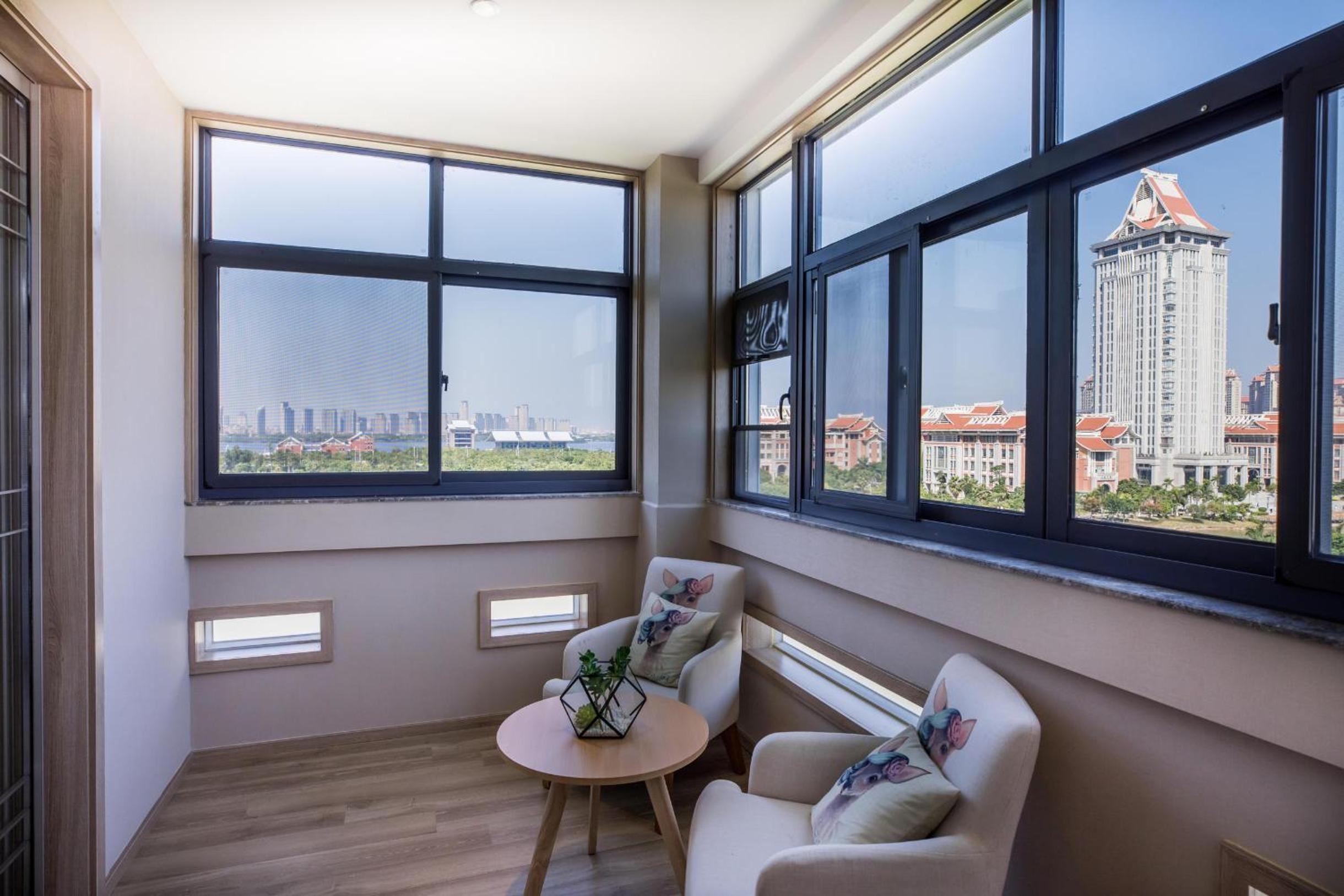 Jimu Suite with View photo 3