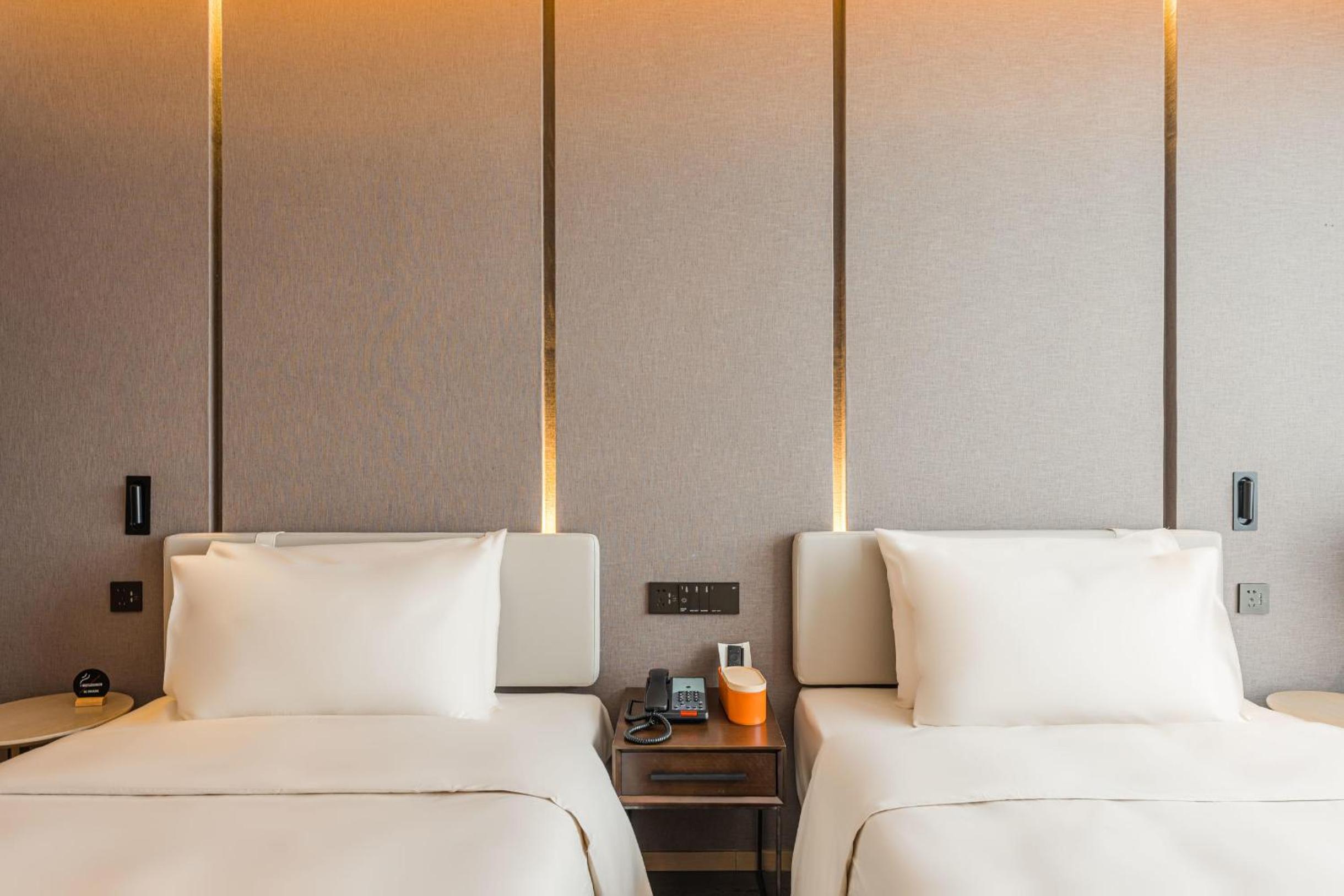 Superior Twin Room photo 2