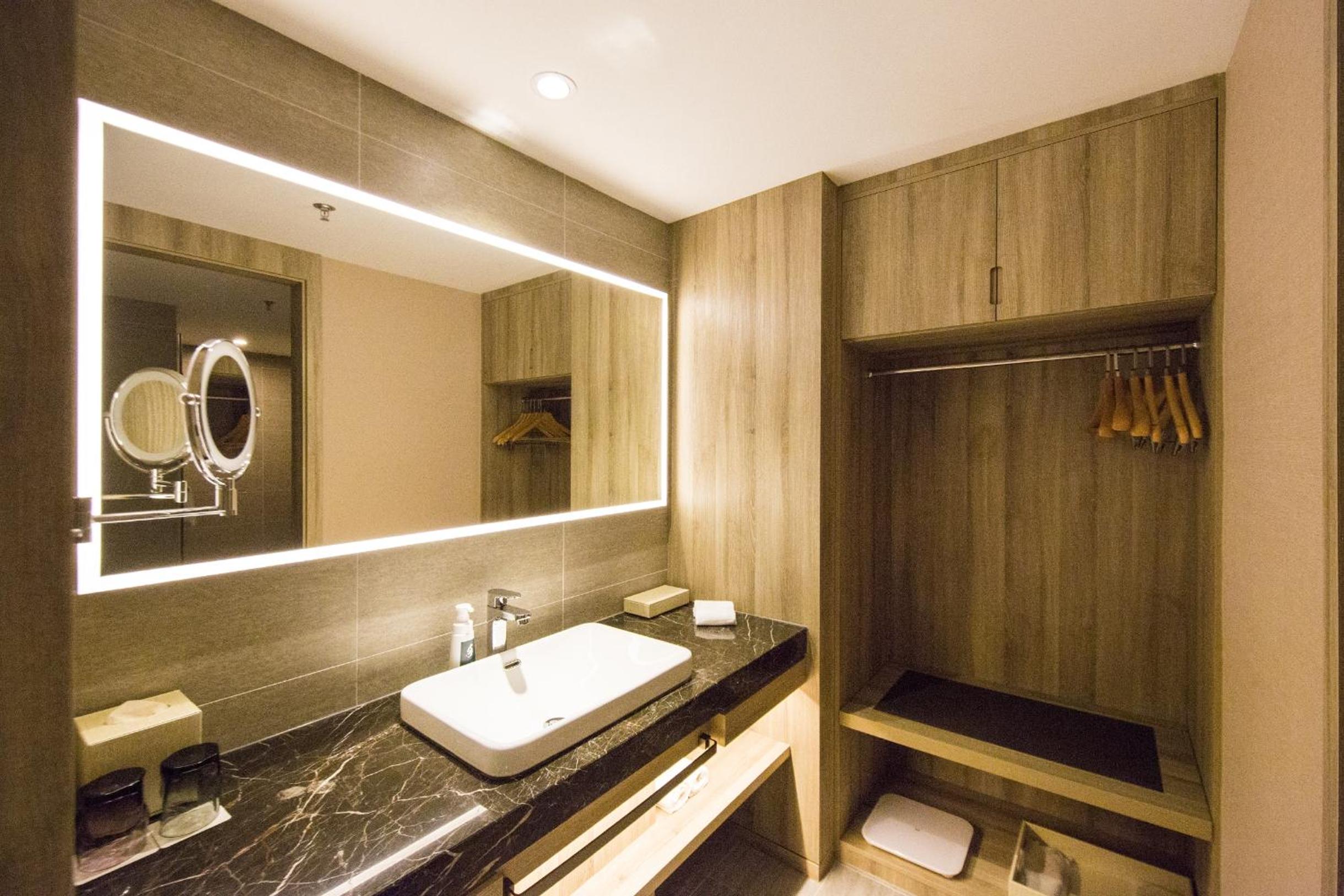 Elegant Double Room photo 1