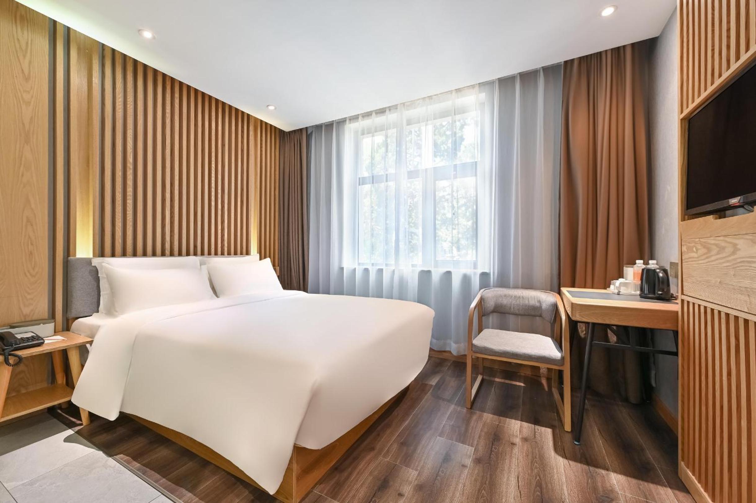 Superior Queen Room