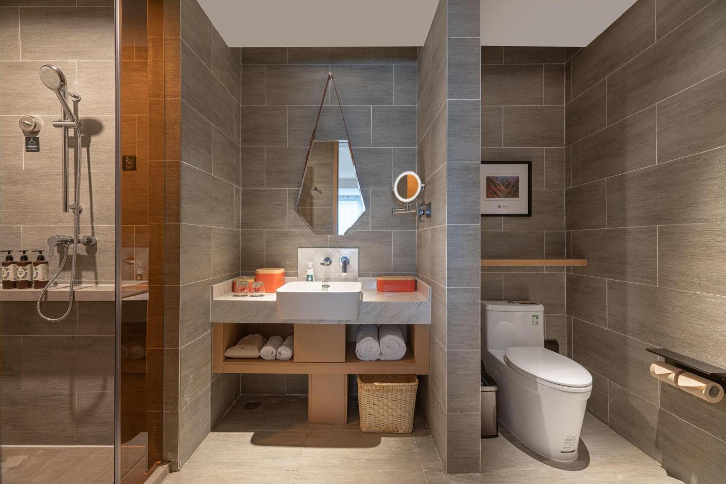 Superior Suite with City View