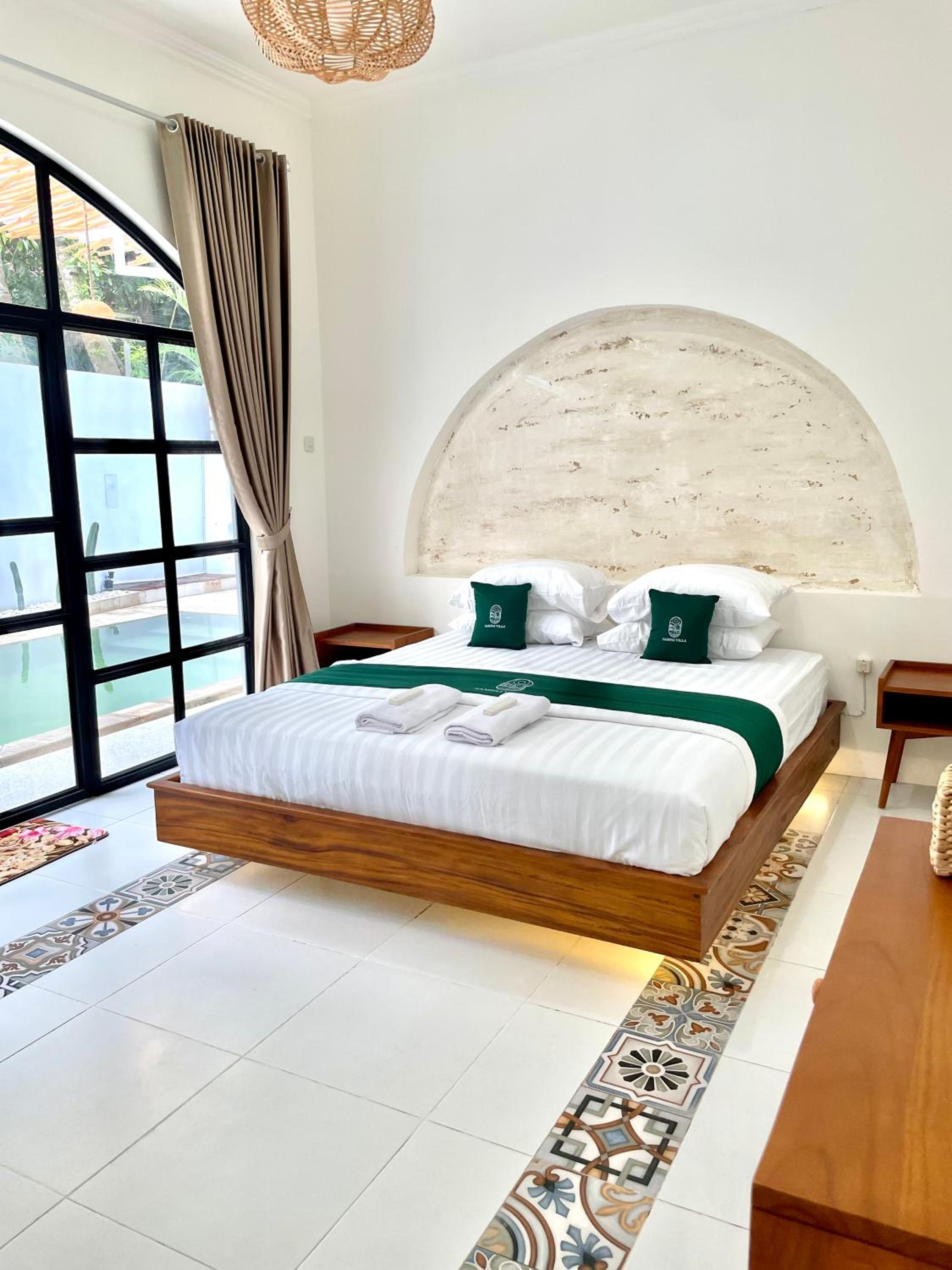 Three-Bedroom Villa photo 1