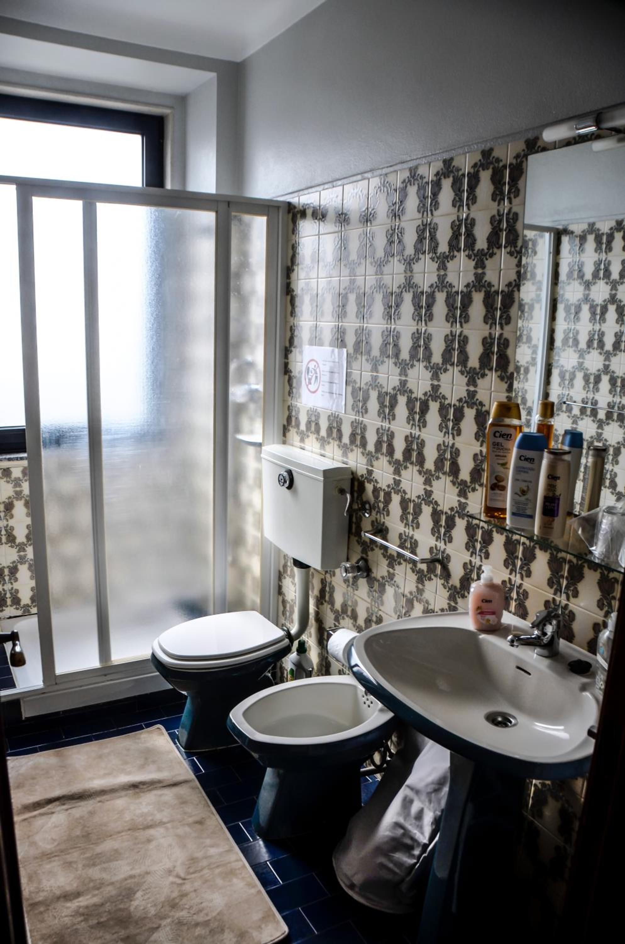 Double or Twin Room with Bathroom photo 2