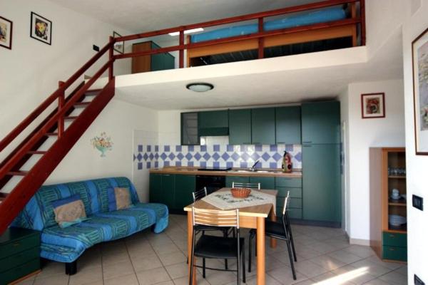 One-Bedroom Apartment (4 Adults + 2 Children)) photo 3