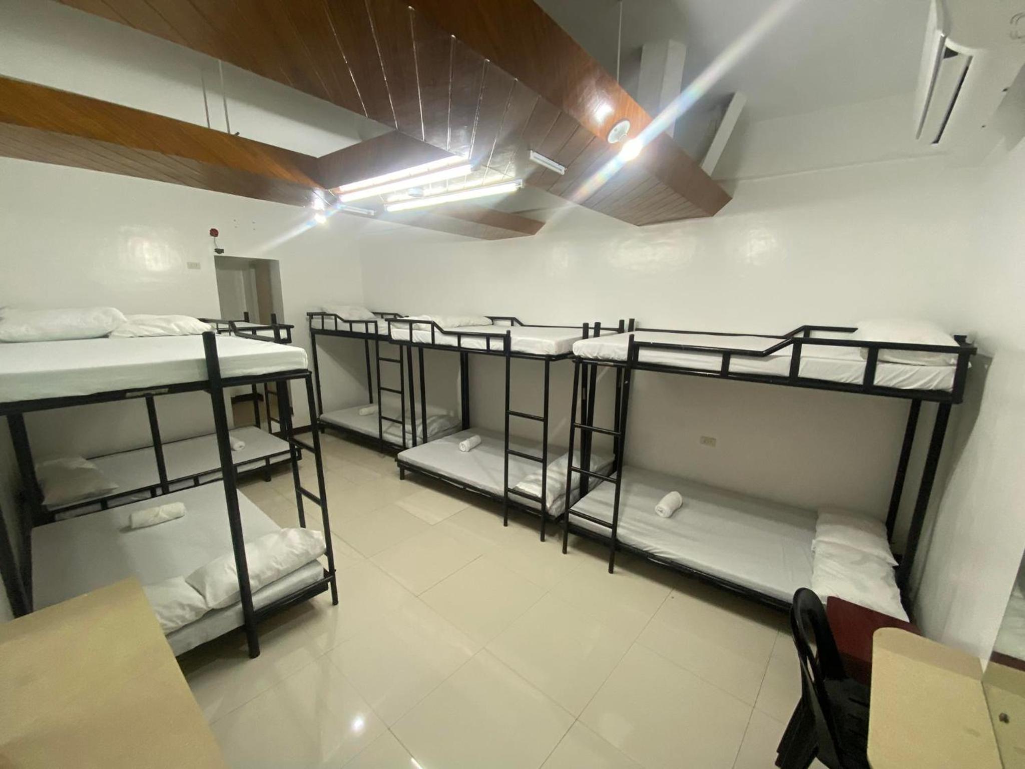 Mixed Dormitory Room photo 2