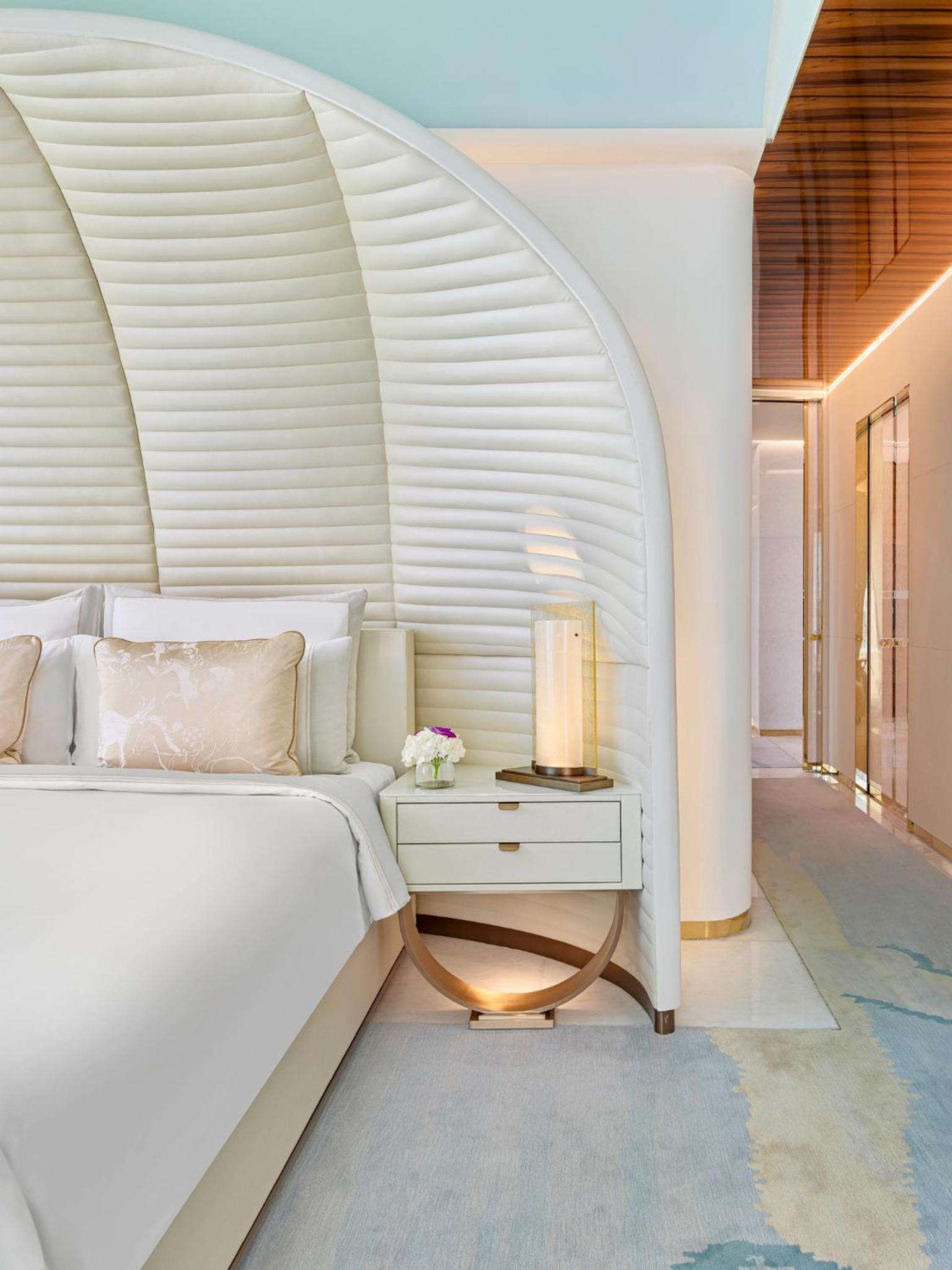 One-Bedroom Suite - Photo 1