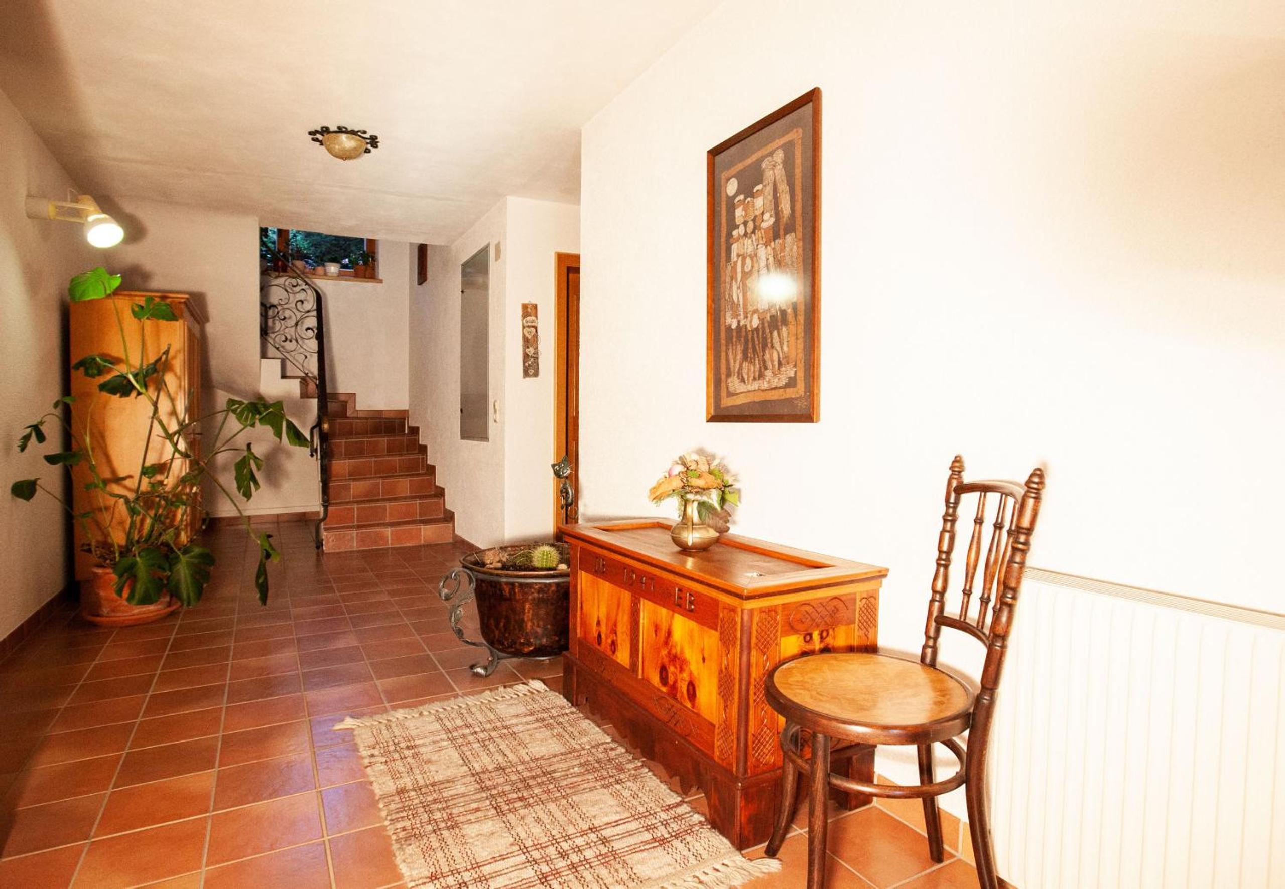 Apartment With Mountain View photo 1