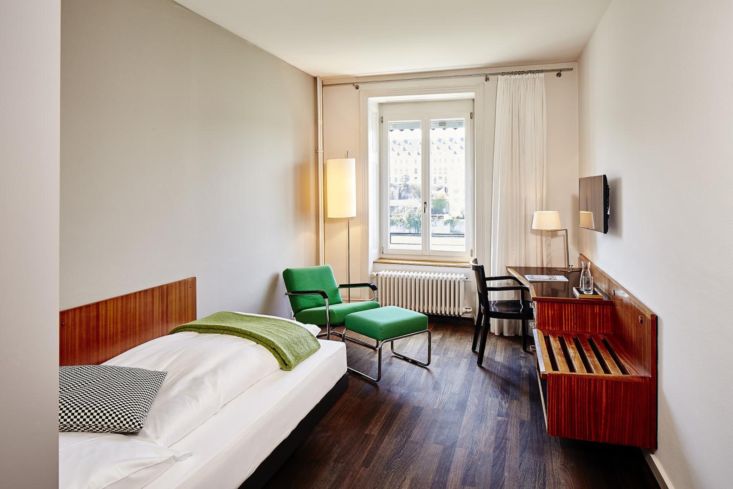 Small Single Room with View to Rhine River