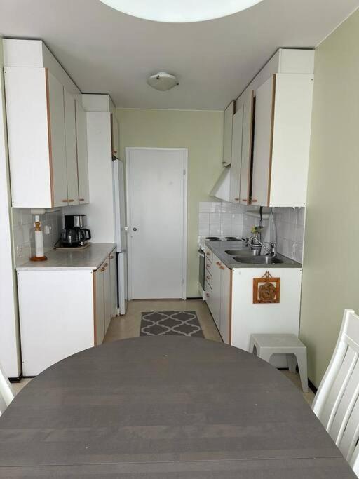 One-Bedroom Apartment photo 3