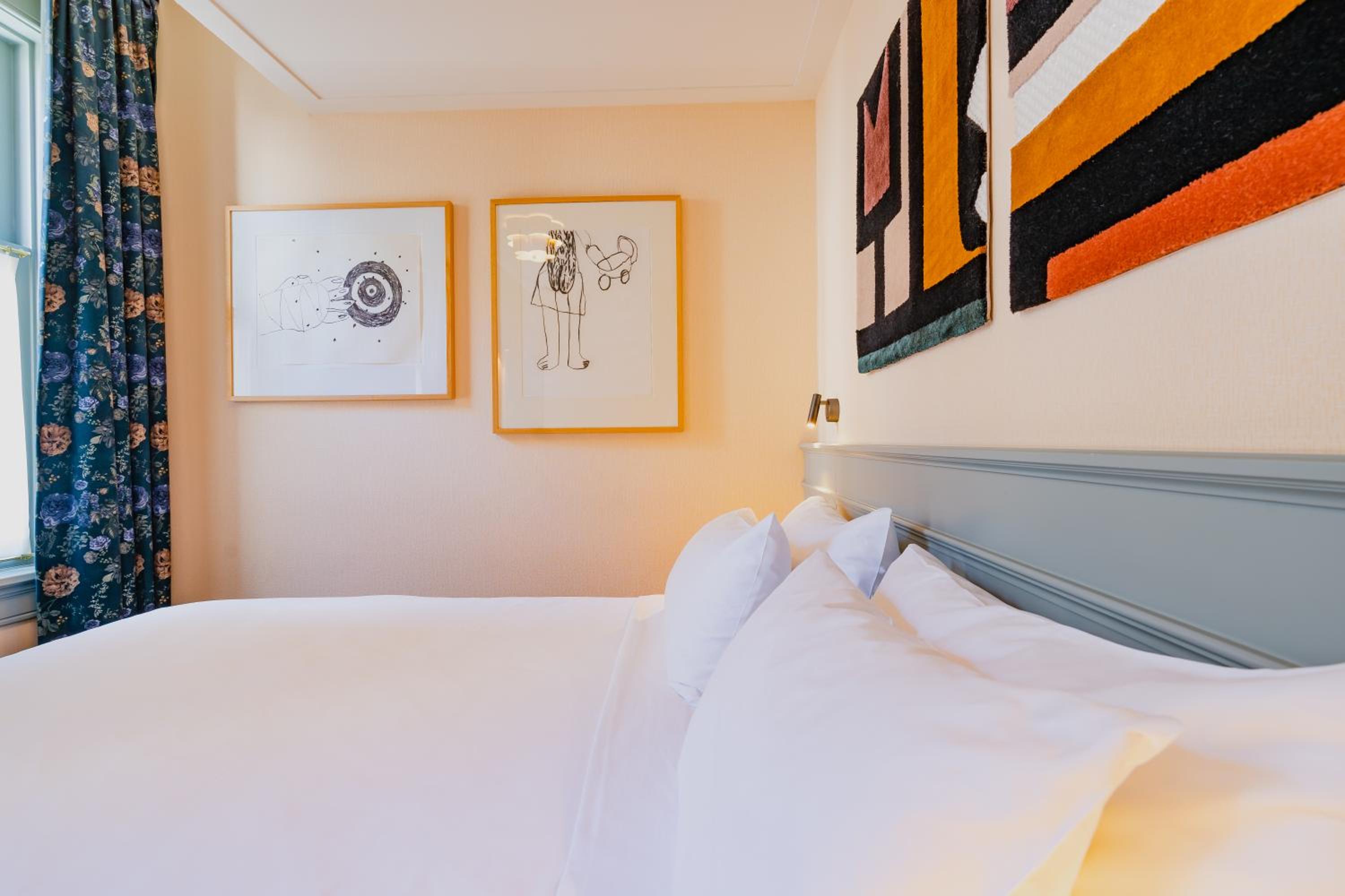 Small Double or Twin Room photo 2