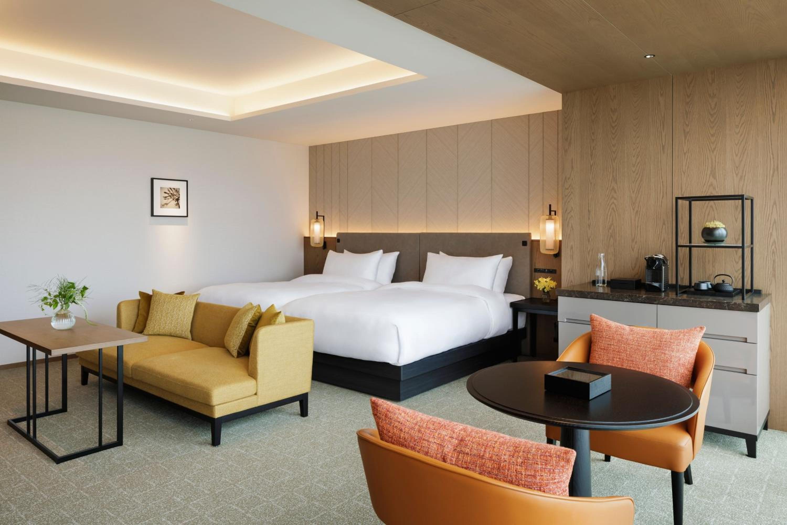 Euphoria Premier Corner Twin Room with Park View - Photo 3