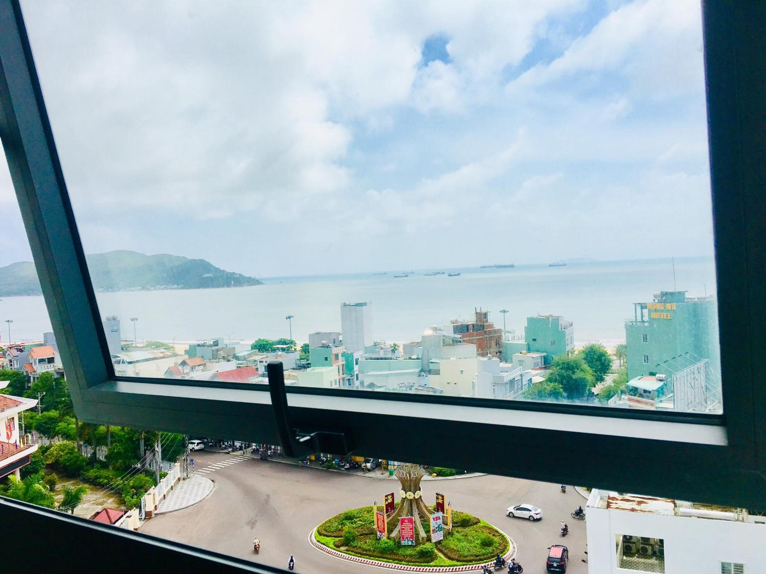 Deluxe Double Room With Sea View photo 3