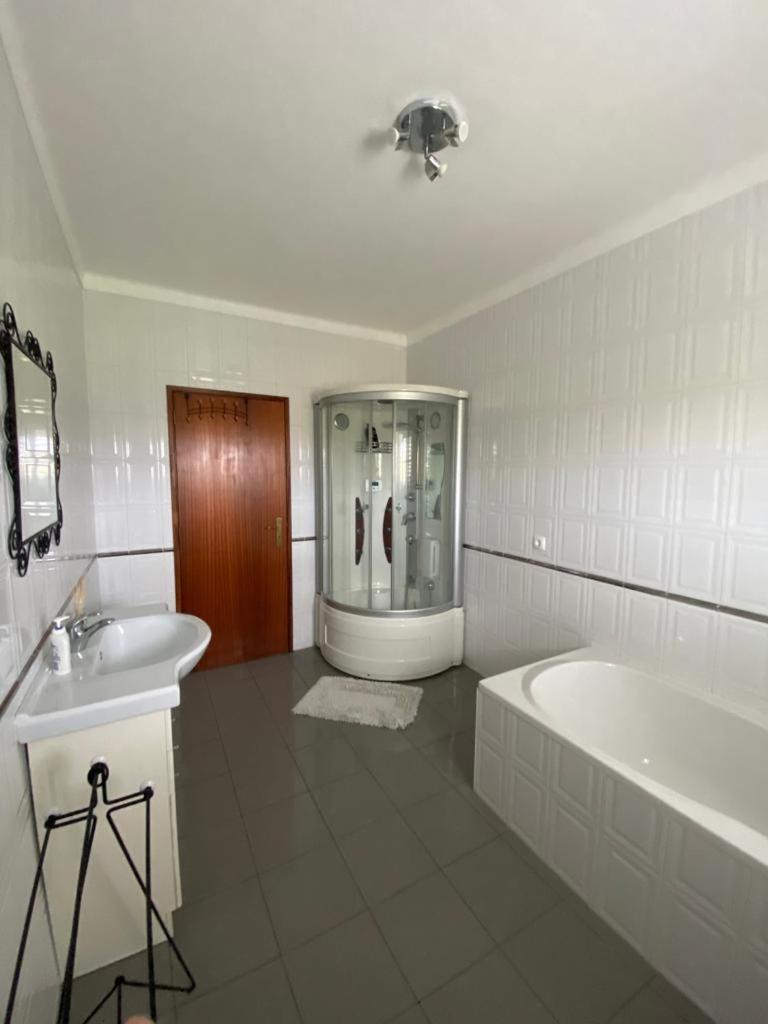 Deluxe Double Room With Bath photo 3