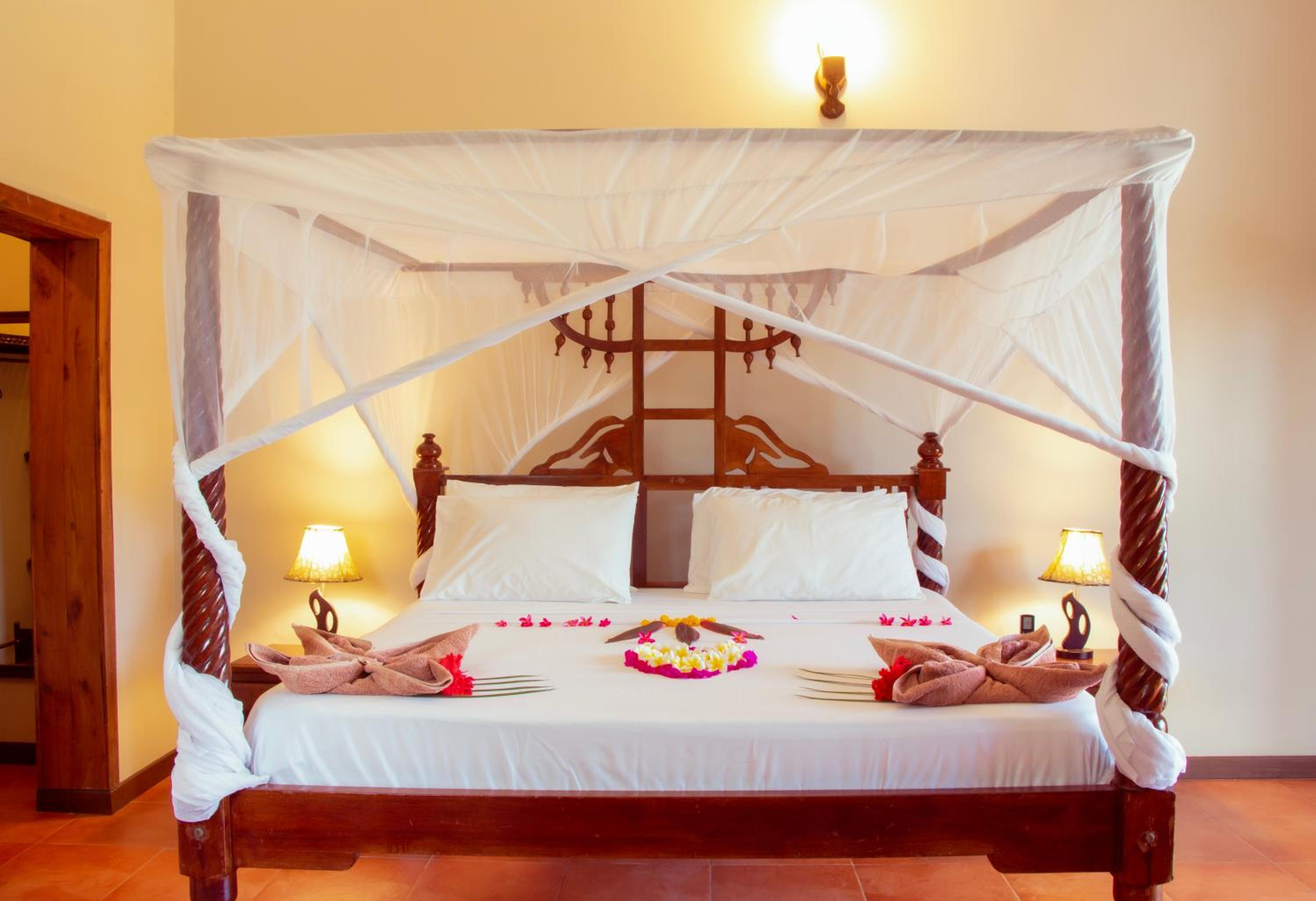 Standard Double Room - Photo 20