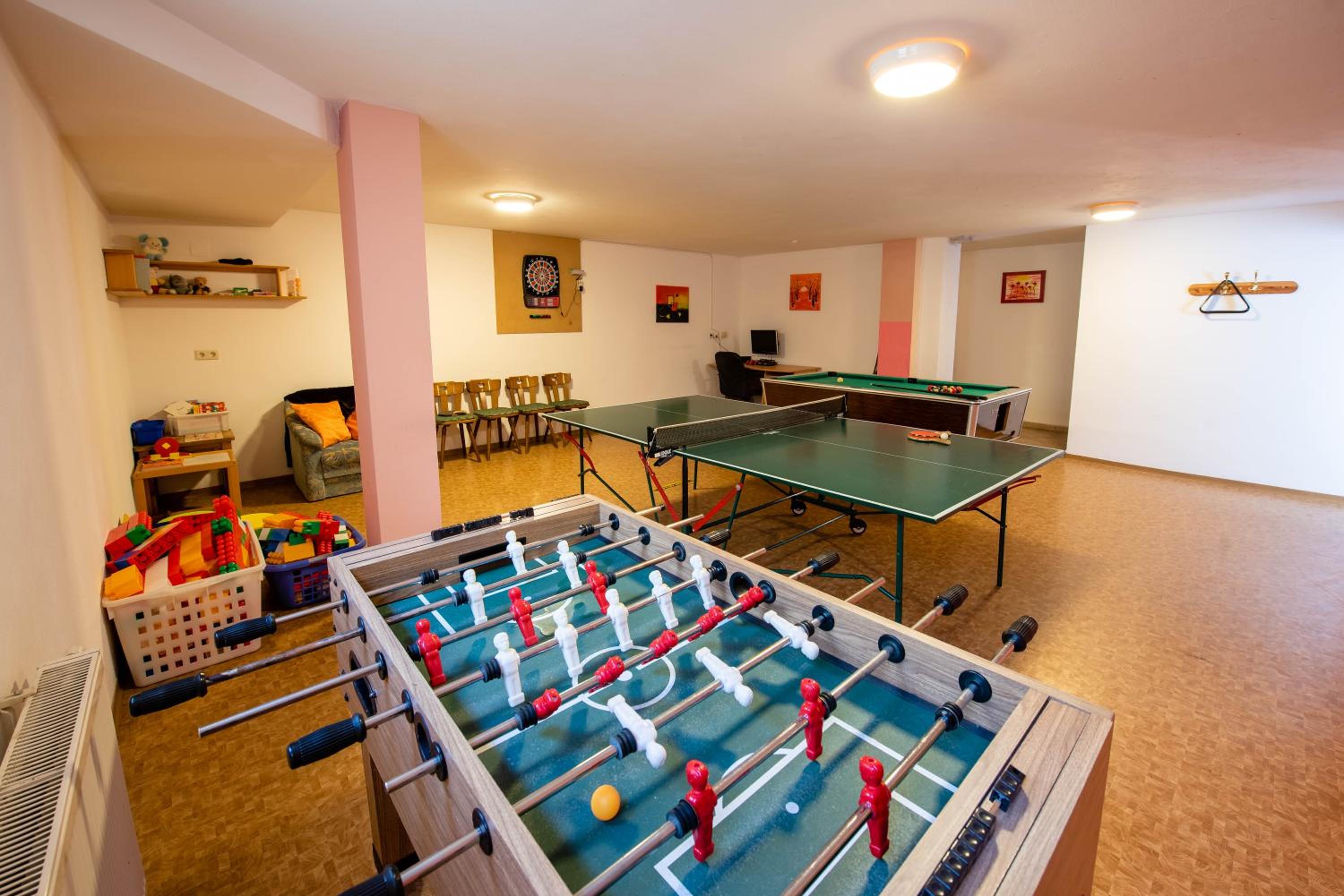 Apartment photo 2