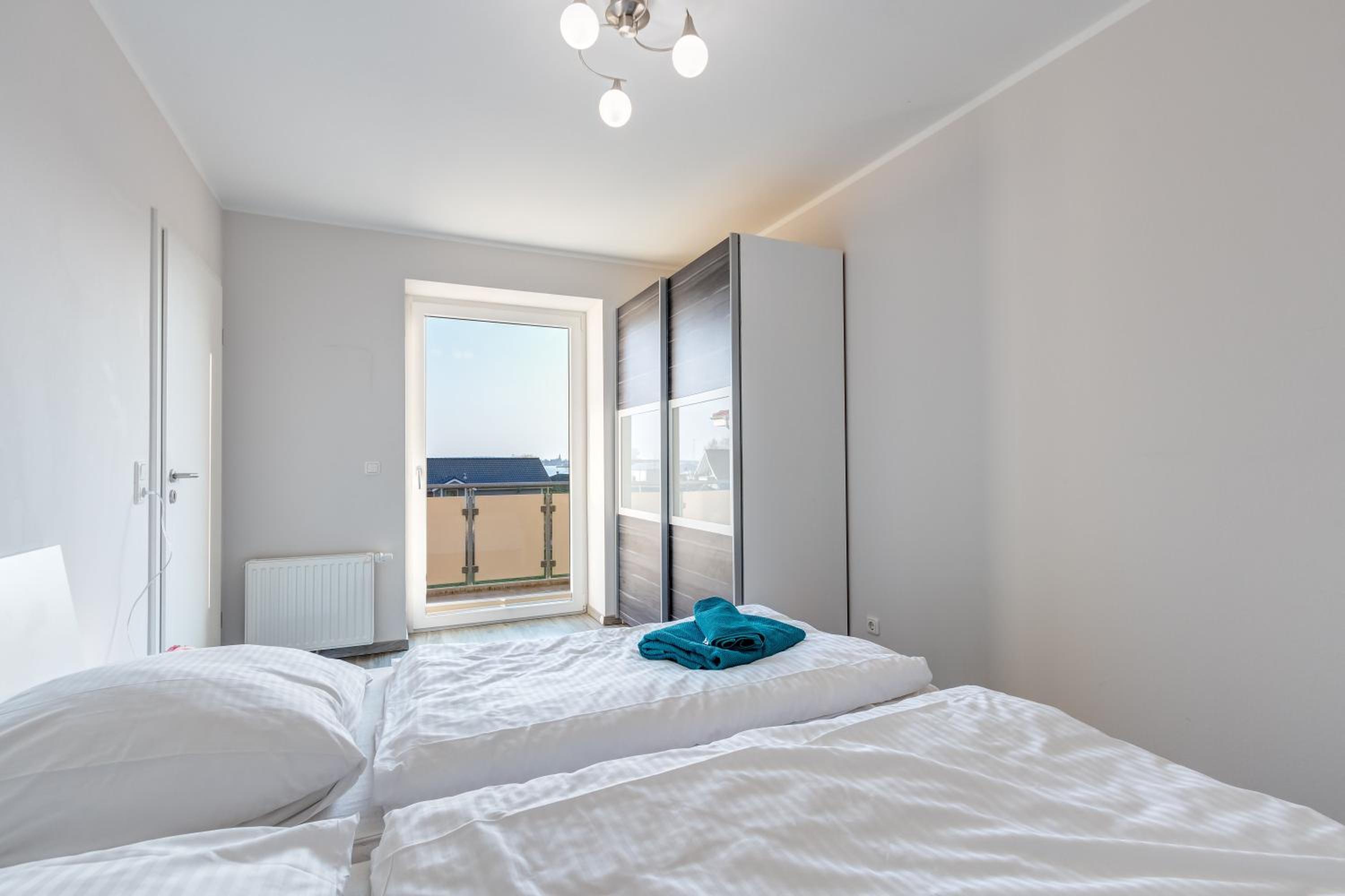 One-Bedroom Apartment with Balcony photo 2