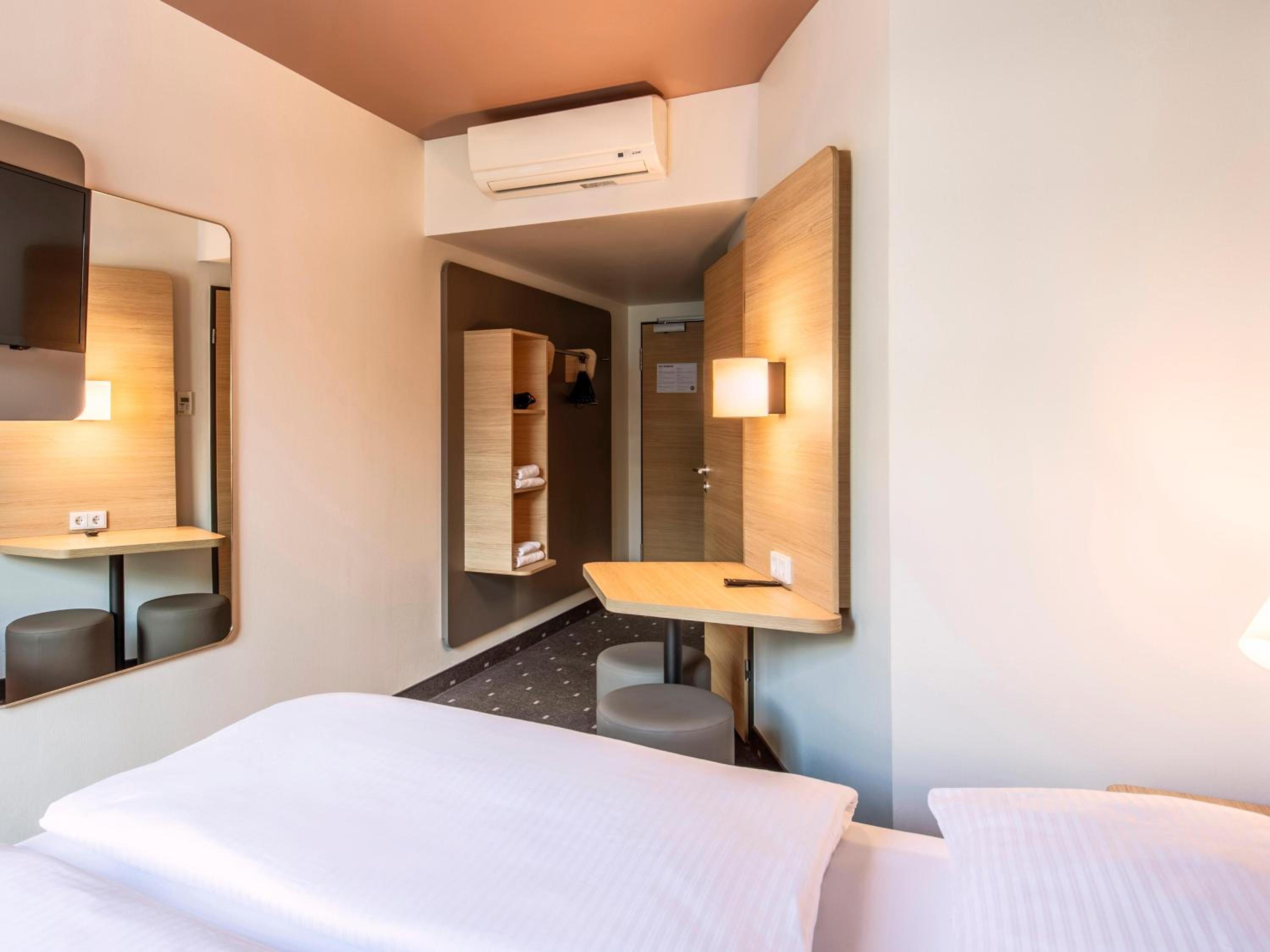 Double Room - Photo 3