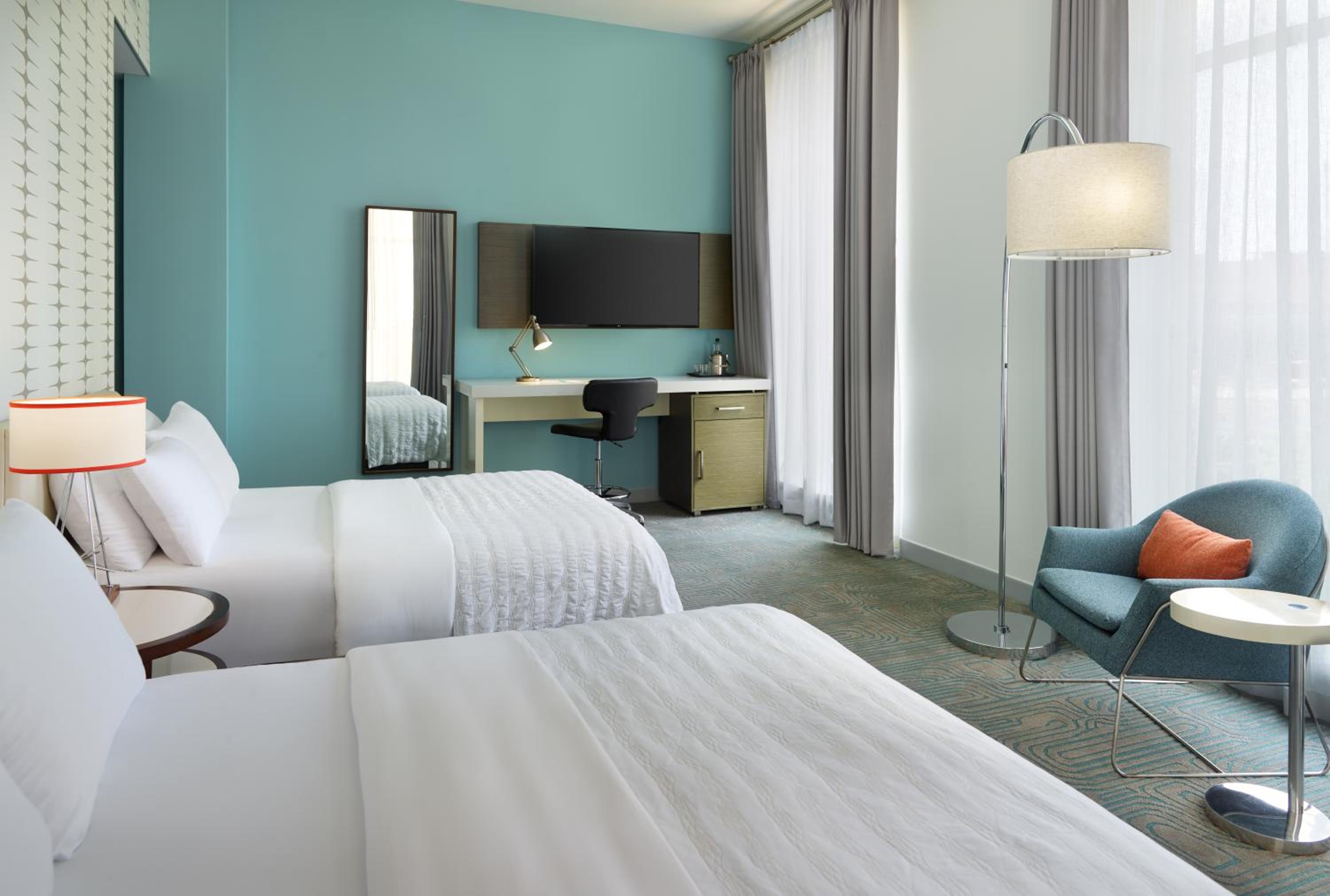 Guest room, 2 Queen, Corner room photo 1