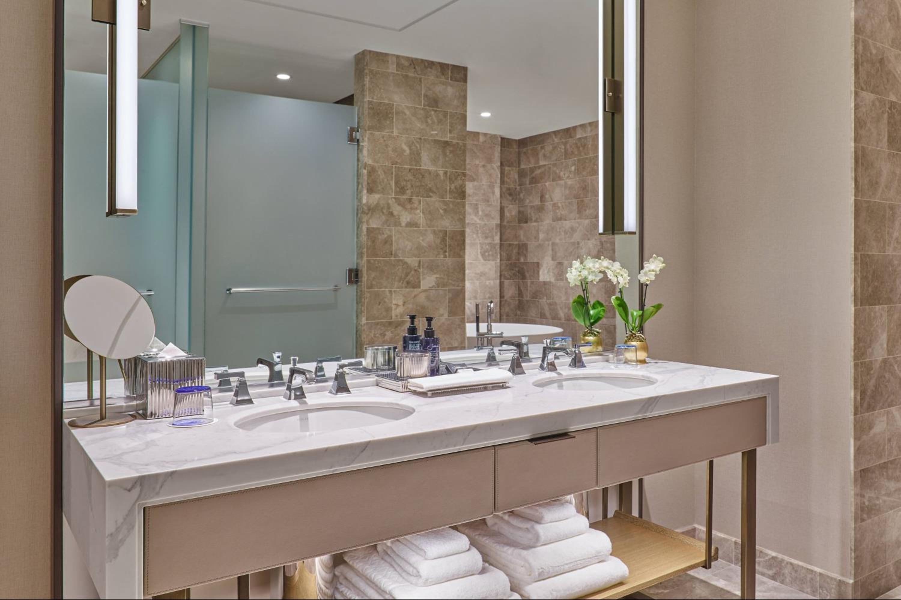Metropolitan Suite - Photo 2
