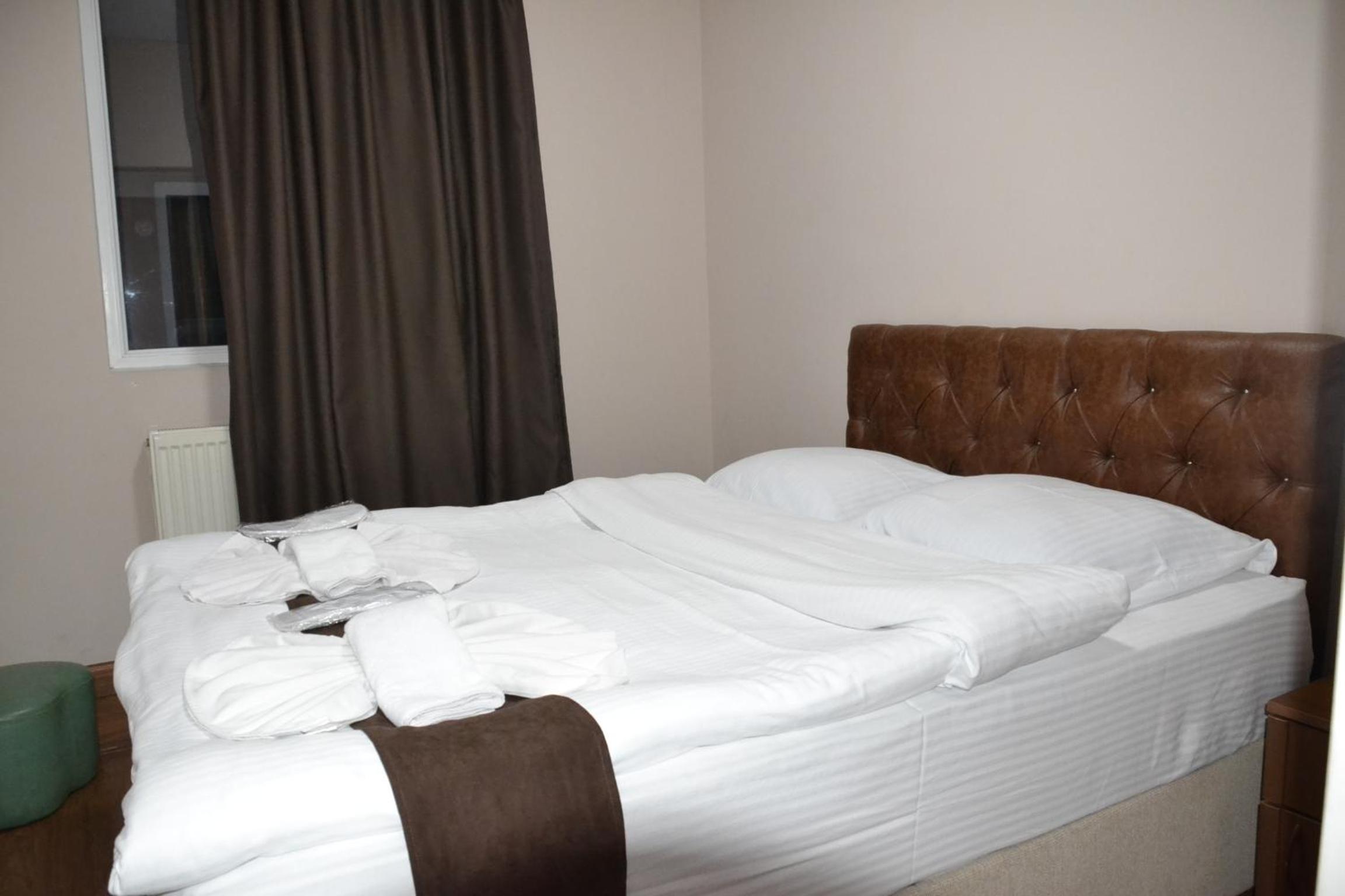 Deluxe Family Room - Photo 5