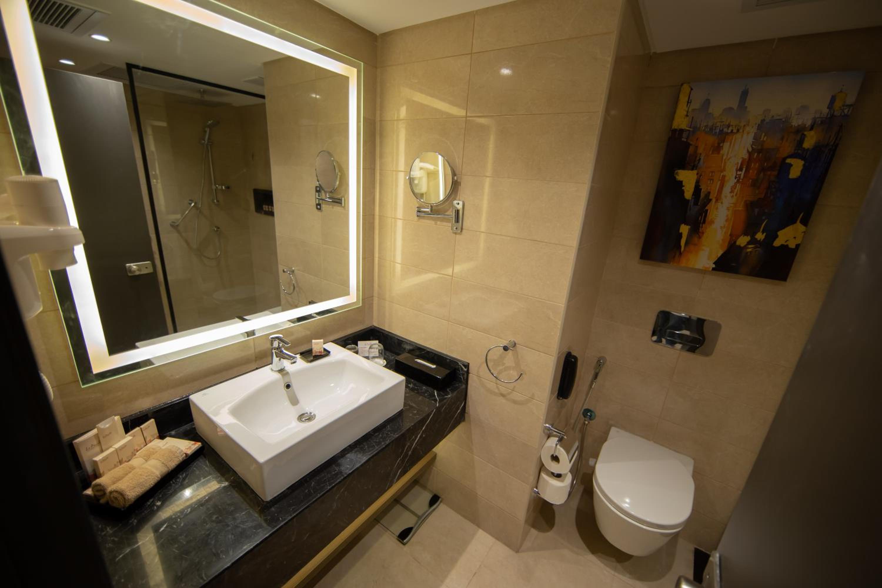 Premium Suite With 24/7 Butler Lounge Access