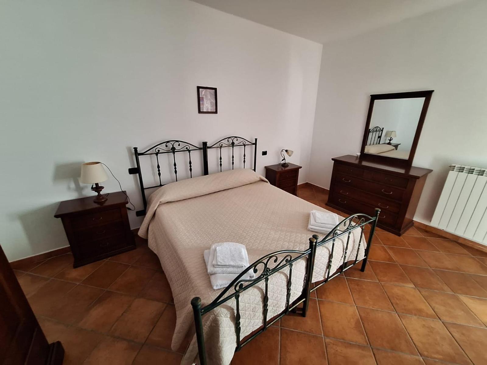 Double Room with Balcony (2 Adults + 1 Child) photo 3